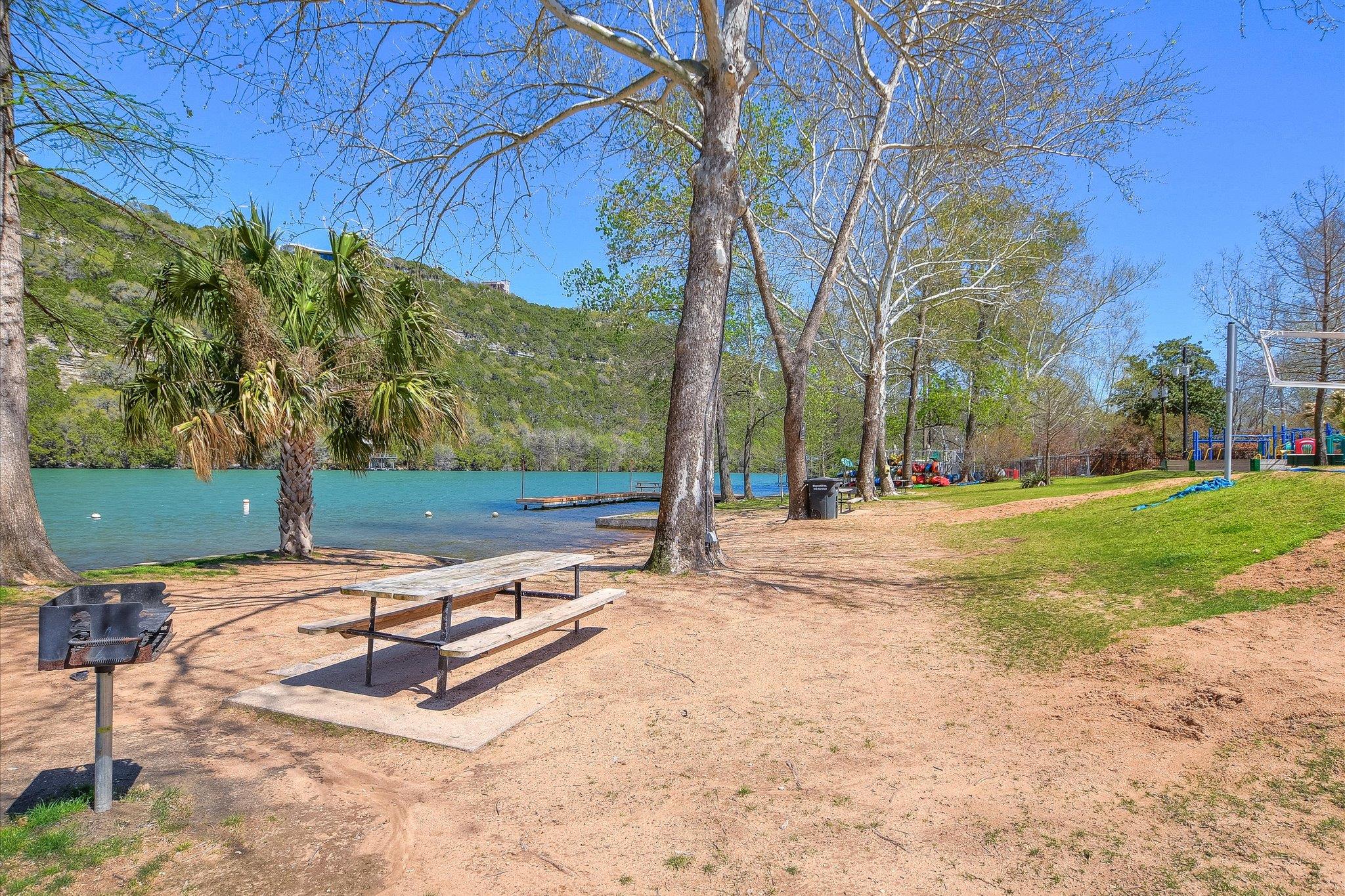 2603 Saratoga Dr, Austin, TX 78733