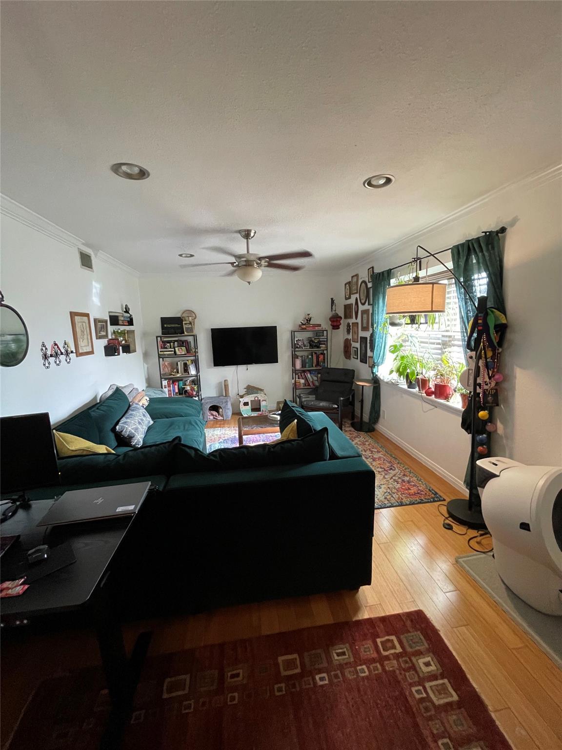 900 S Lamar Blvd # 303, Austin, TX 78704