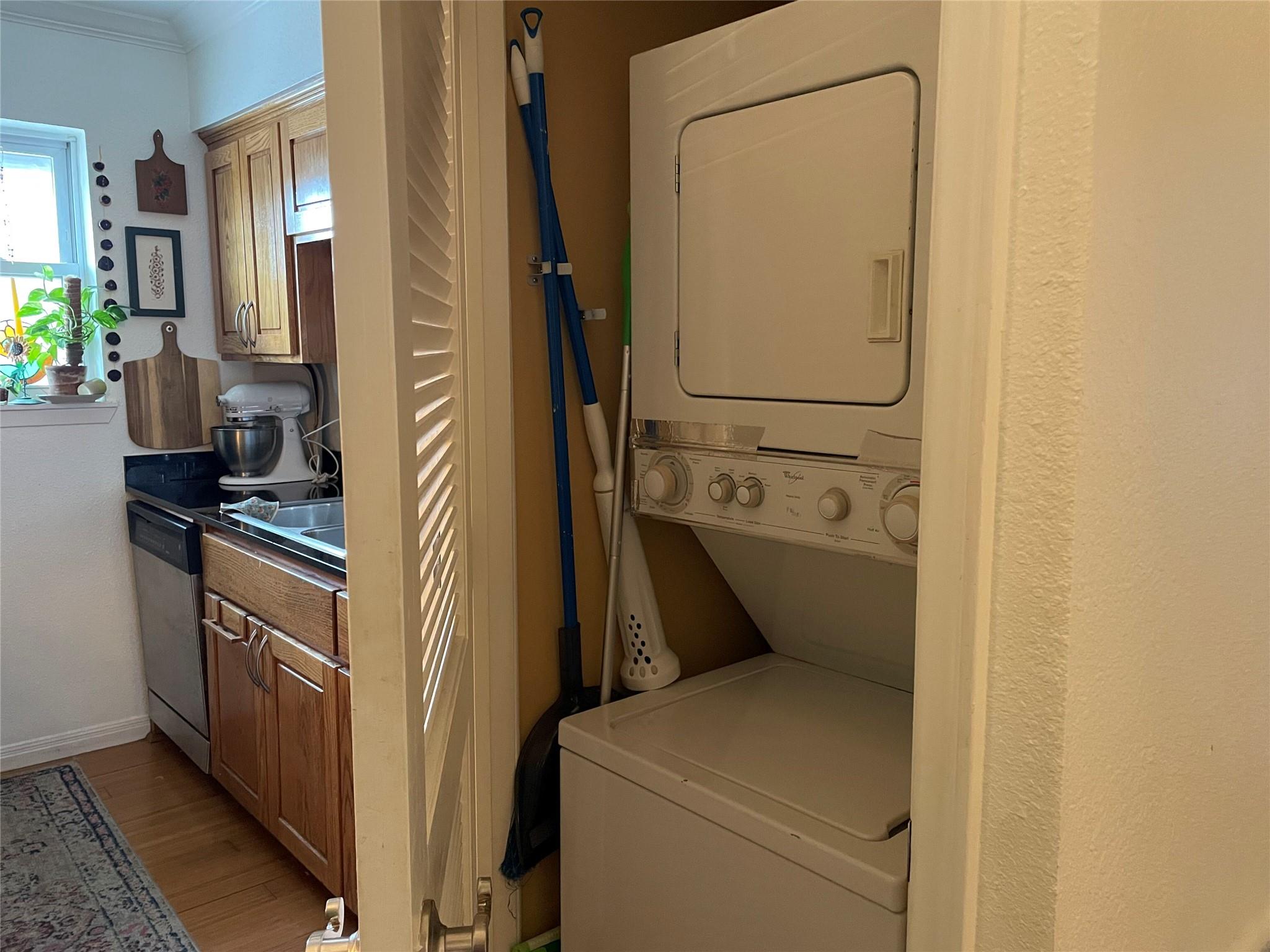 900 S Lamar Blvd # 303, Austin, TX 78704