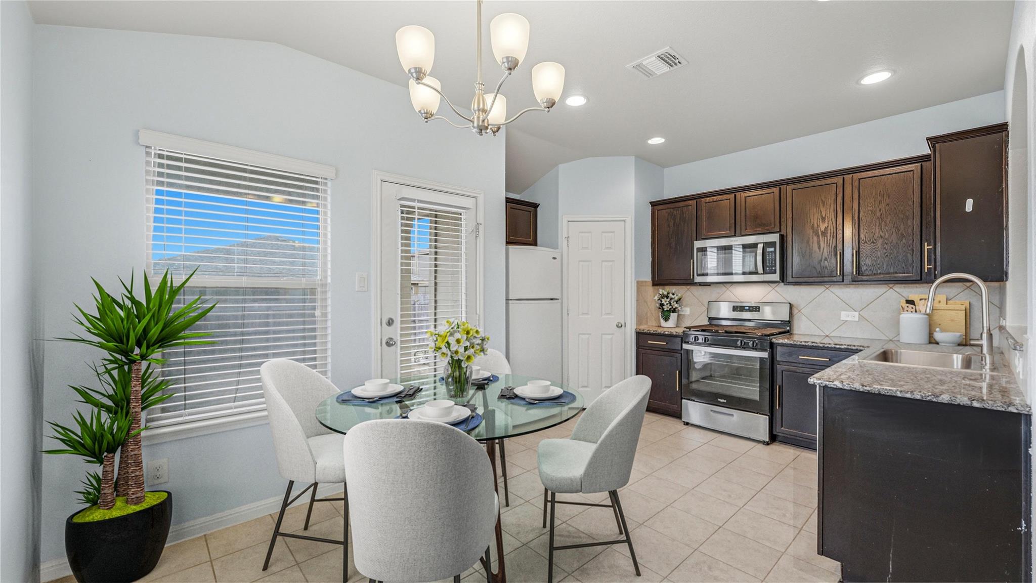 2530 Diamondback Trl, New Braunfels, TX 78130