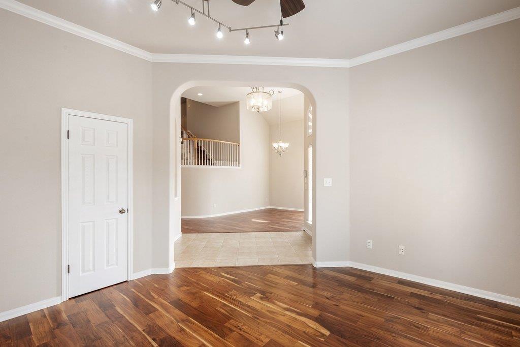 802 Ambrose Dr, Pflugerville, TX 78660