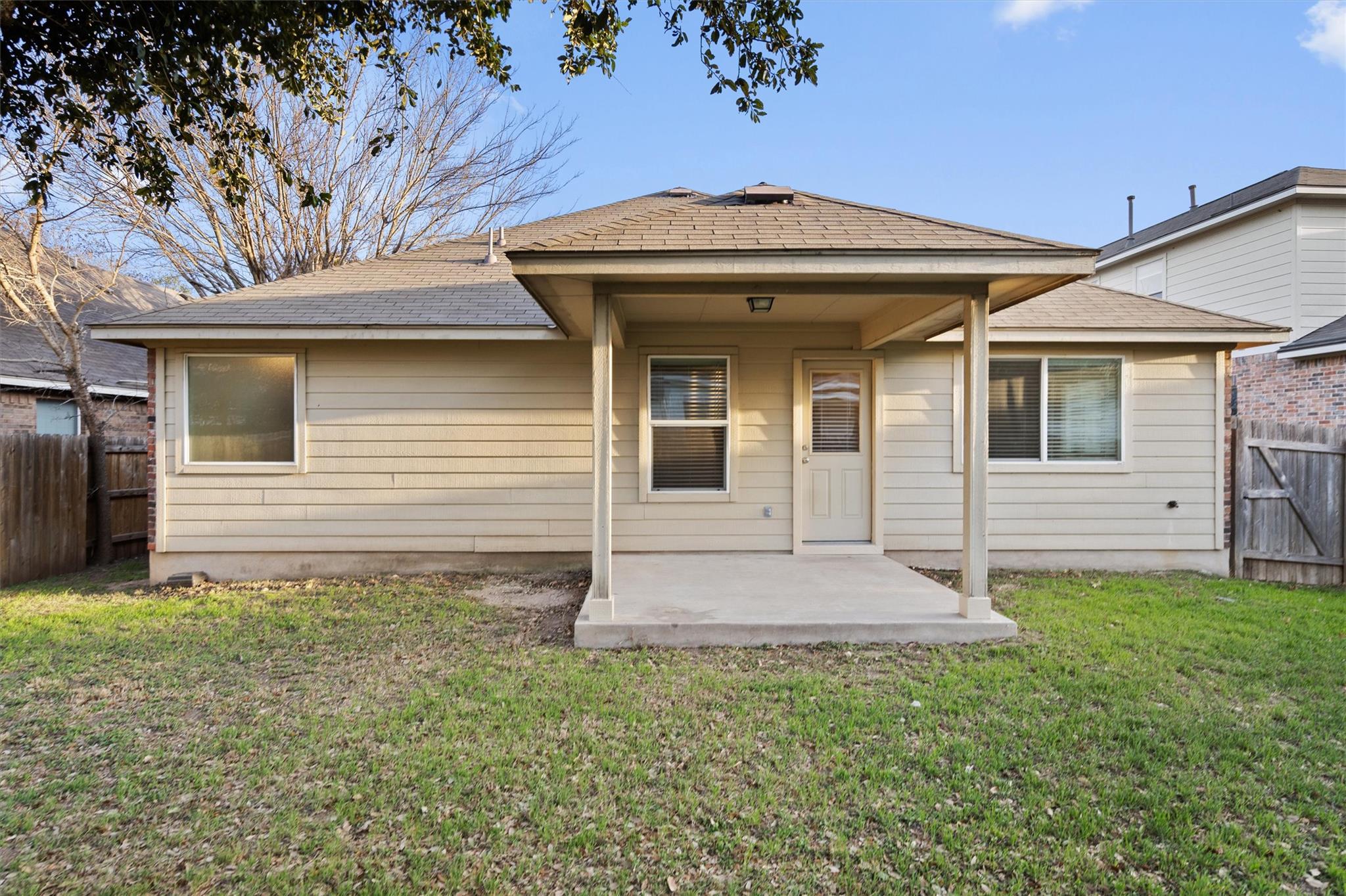 1612 Musket Valley Trl, Austin, TX 78754