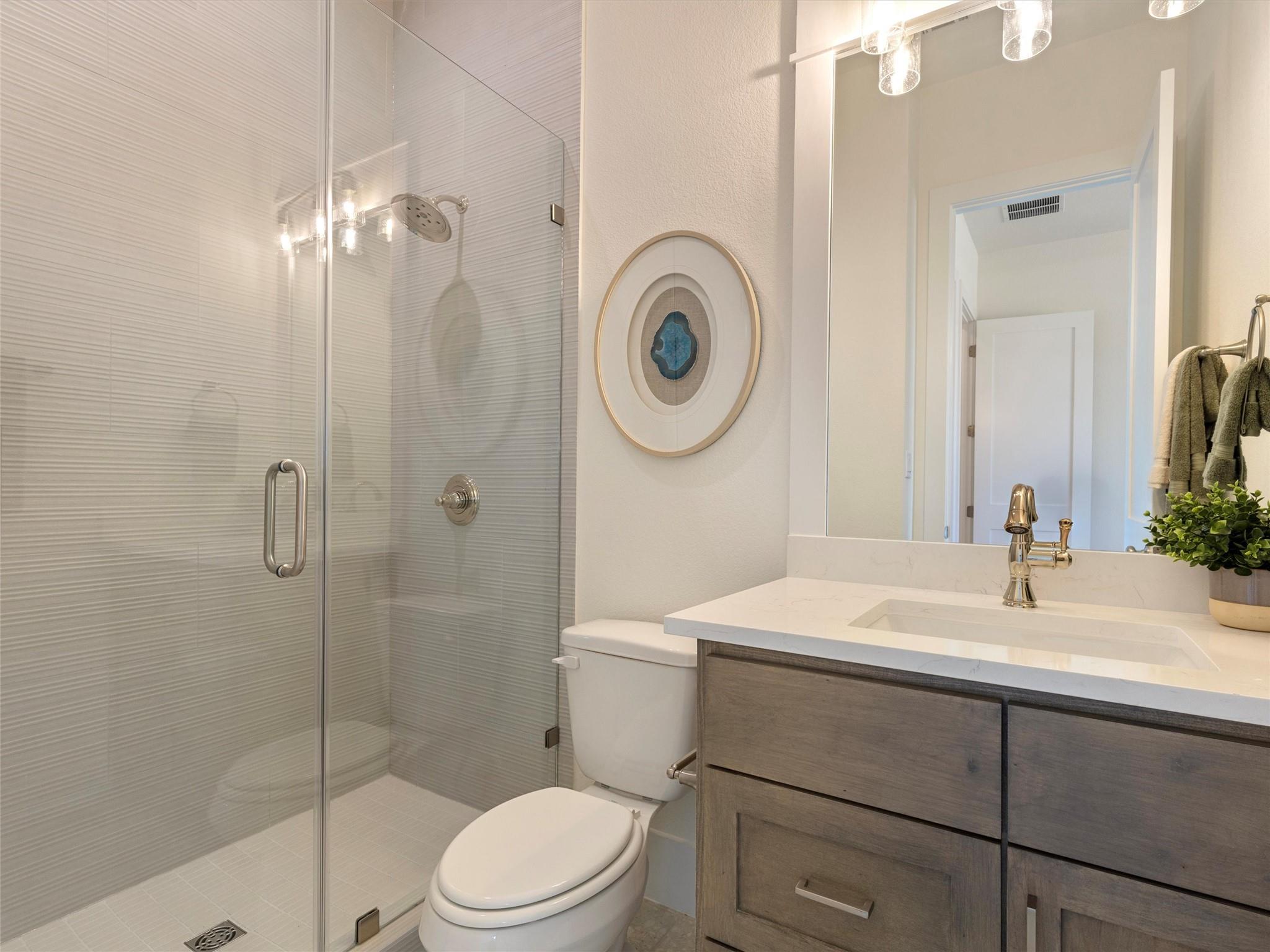 151 Moonlight Dr, Smithville, TX 78957