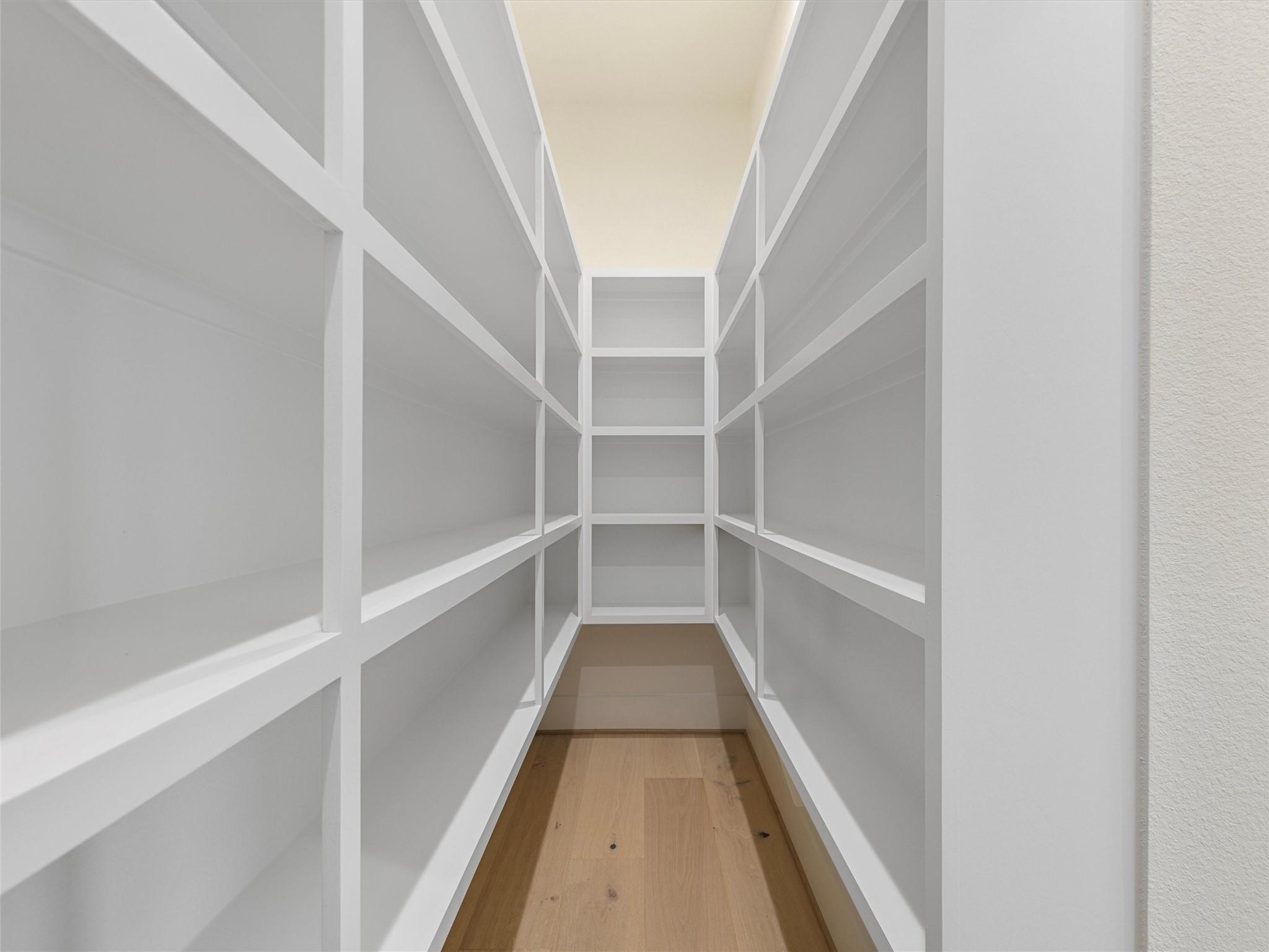 151 Moonlight Dr, Smithville, TX 78957