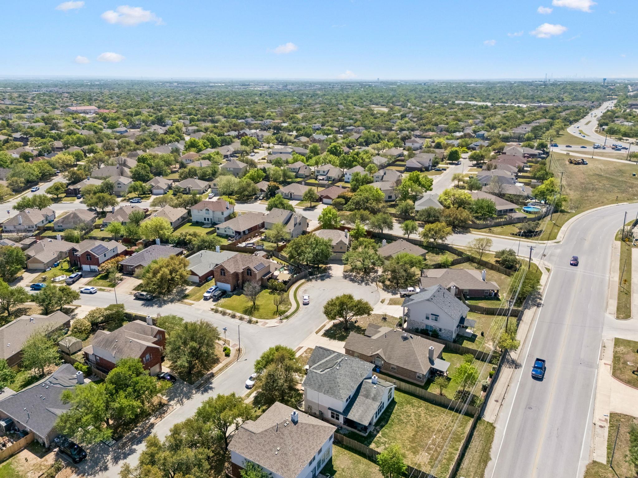 1405 Grafton Ln, Pflugerville, TX 78660