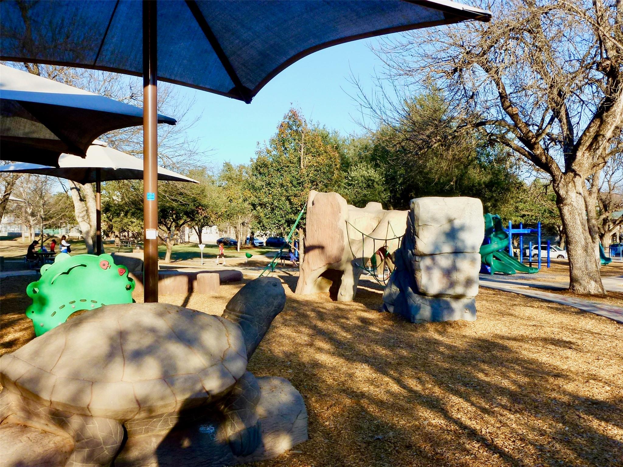 1408 W 39th 1/2 St, Austin, TX 78756