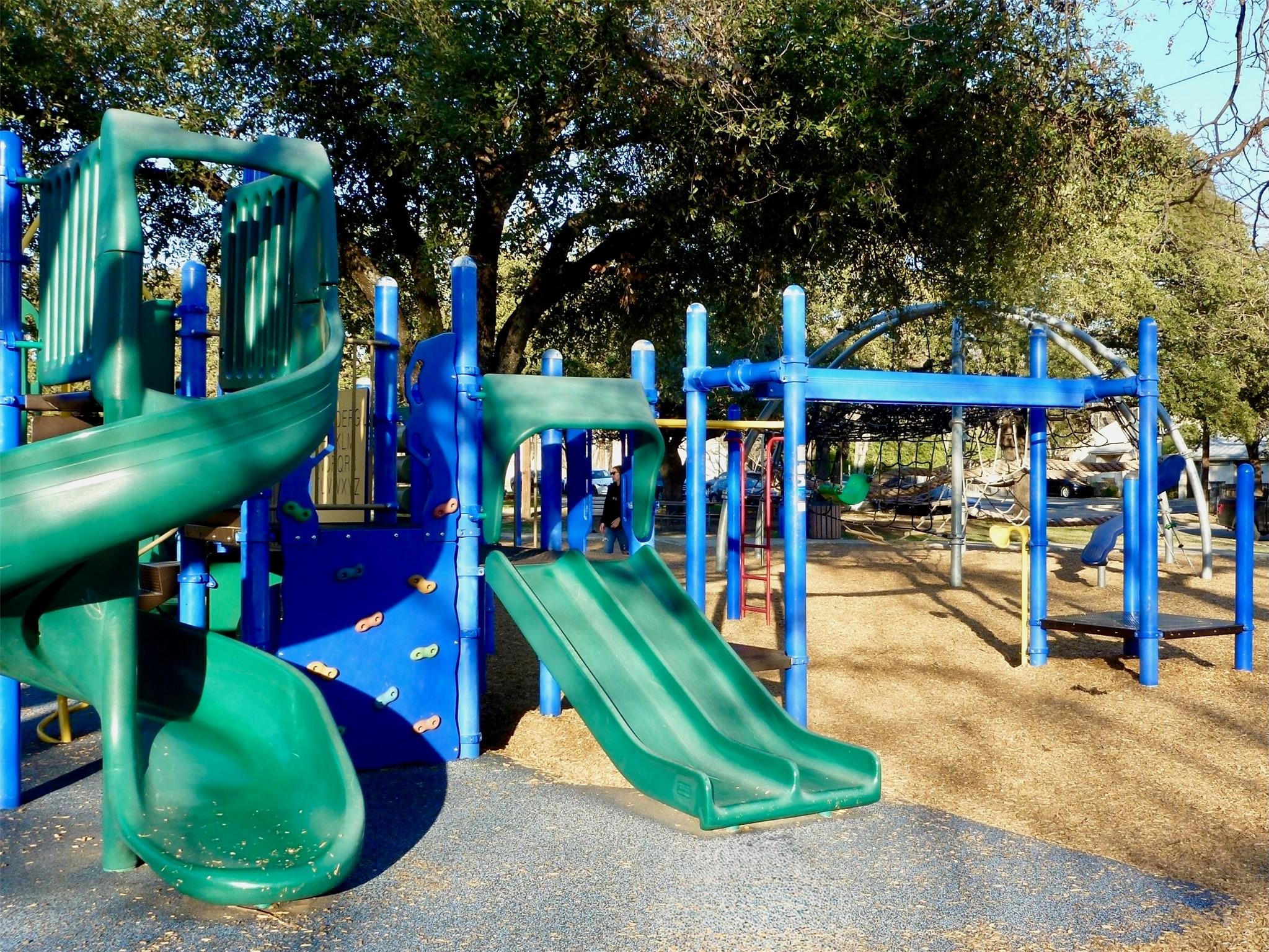 1408 W 39th 1/2 St, Austin, TX 78756