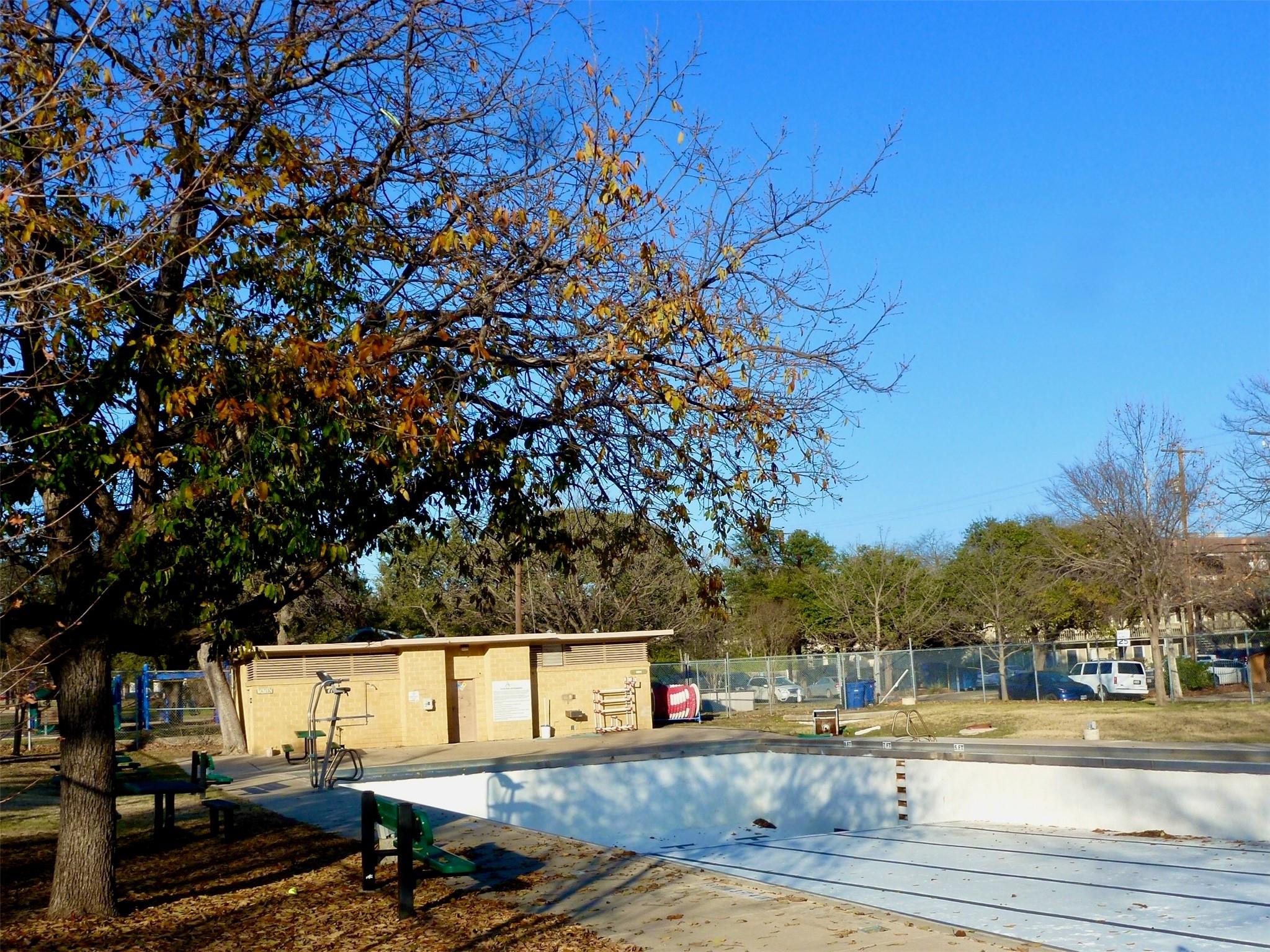 1408 W 39th 1/2 St, Austin, TX 78756