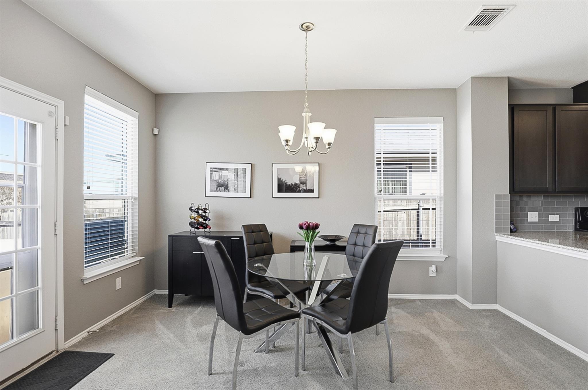 7944 Bassano Dr, Round Rock, TX 78665