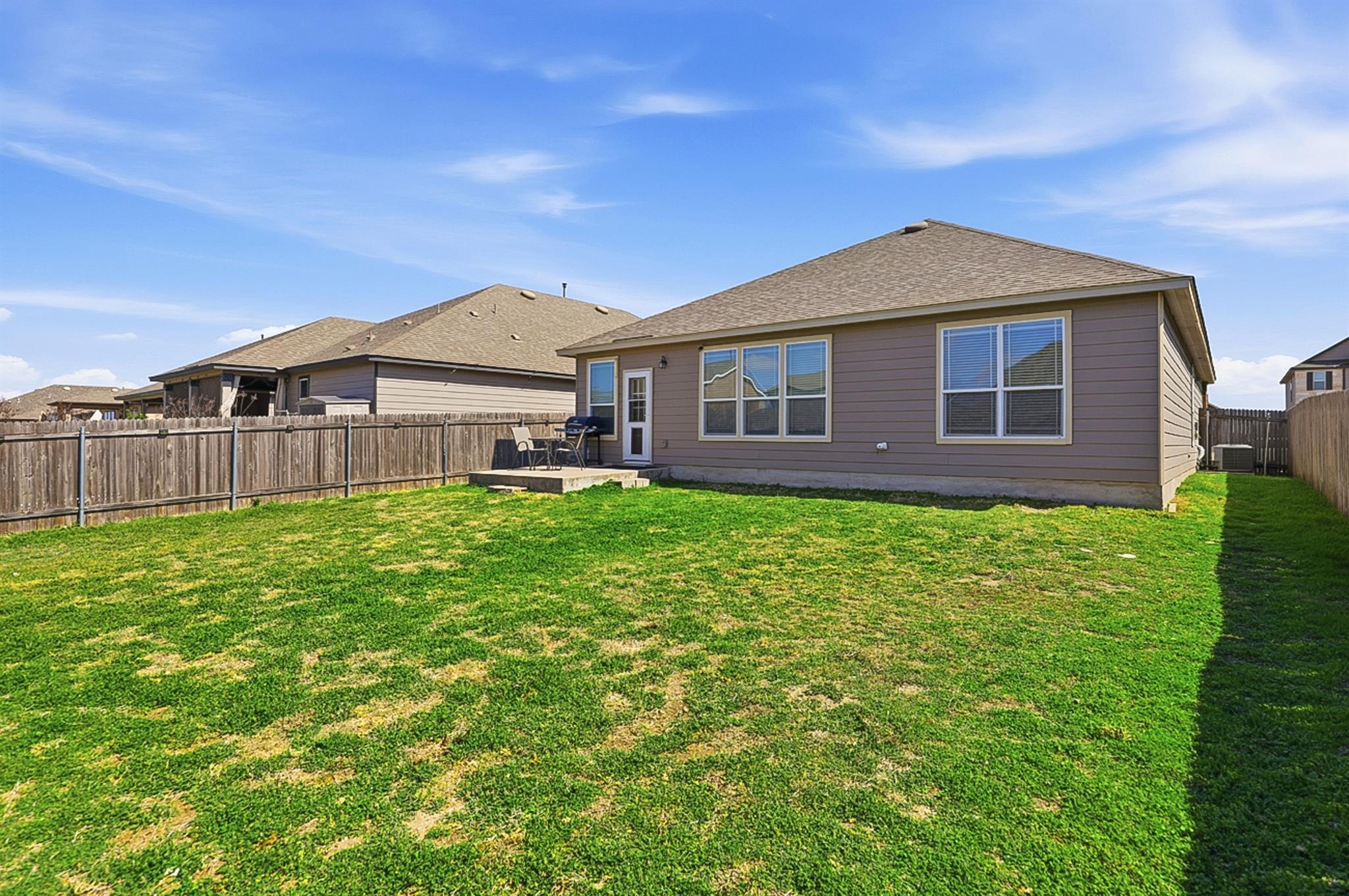 7944 Bassano Dr, Round Rock, TX 78665