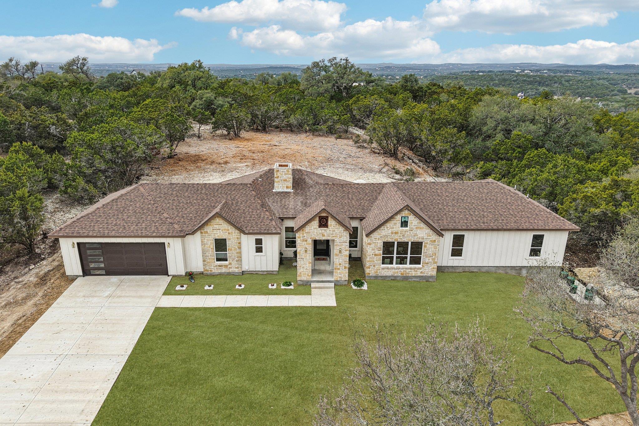 858 Rutherford, Fischer, TX 78623