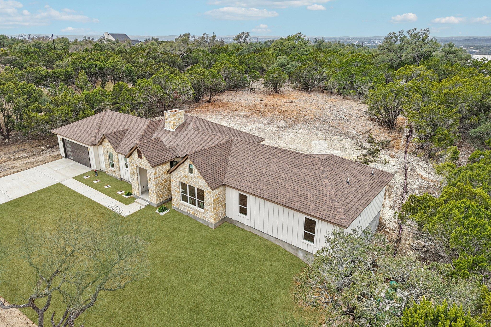 858 Rutherford, Fischer, TX 78623