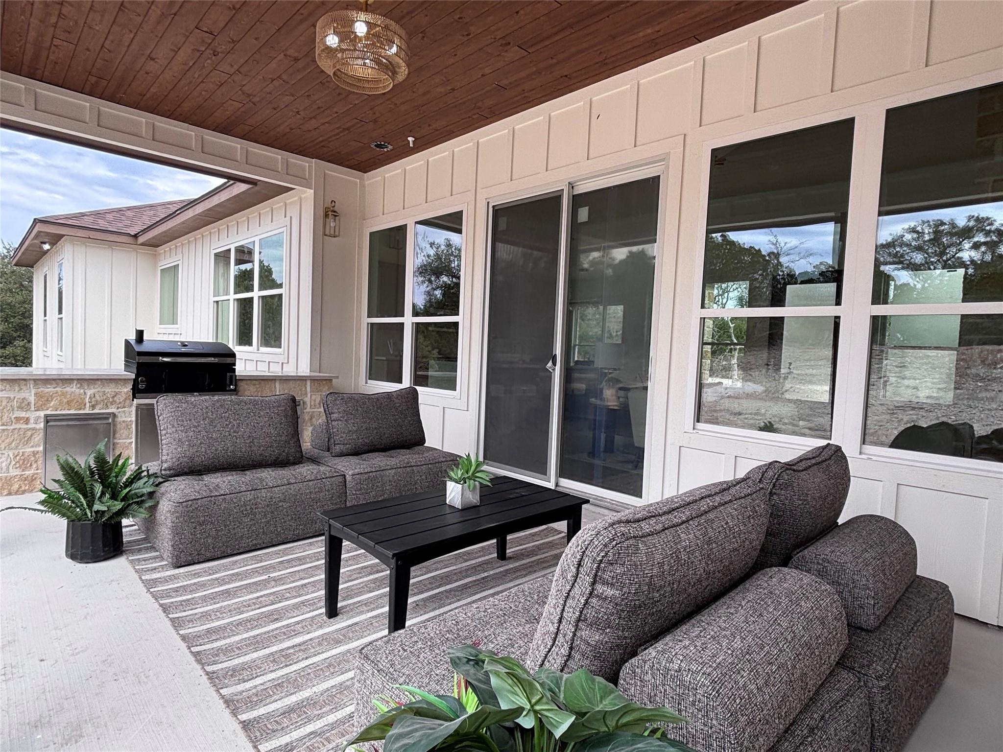 858 Rutherford, Fischer, TX 78623