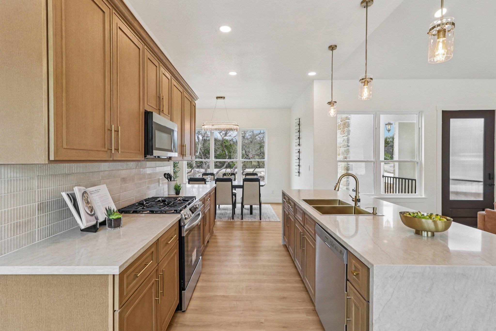 858 Rutherford, Fischer, TX 78623