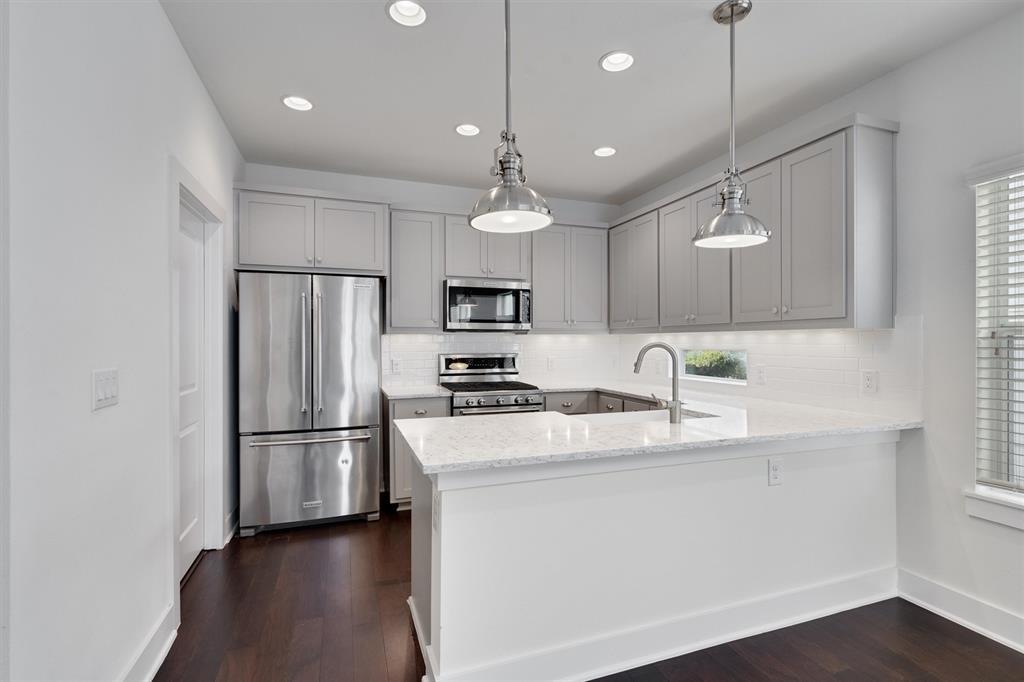 1006 Muse Ln # 13, Austin, TX 78702