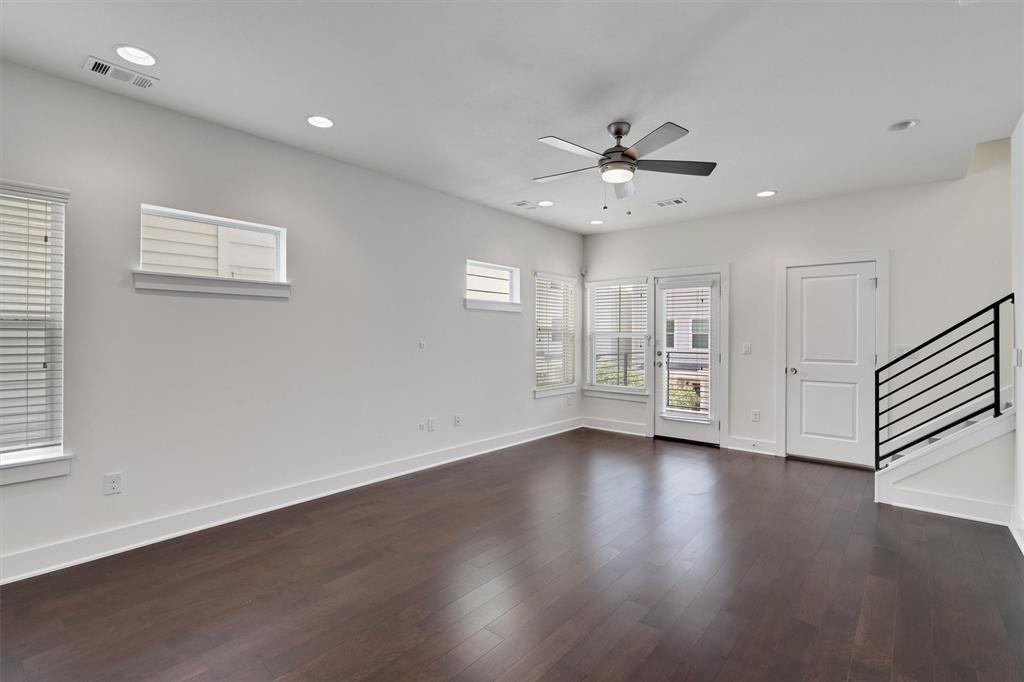 1006 Muse Ln # 13, Austin, TX 78702