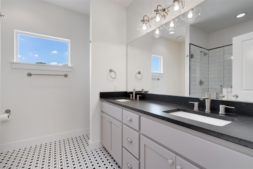 1006 Muse Ln # 13, Austin, TX 78702