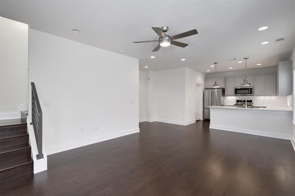 1006 Muse Ln # 13, Austin, TX 78702