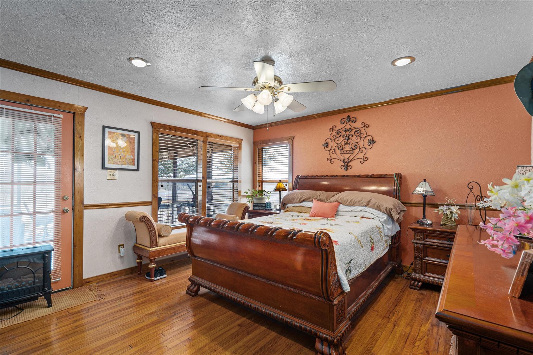 5300 County Road 424, Taylor, TX 76574