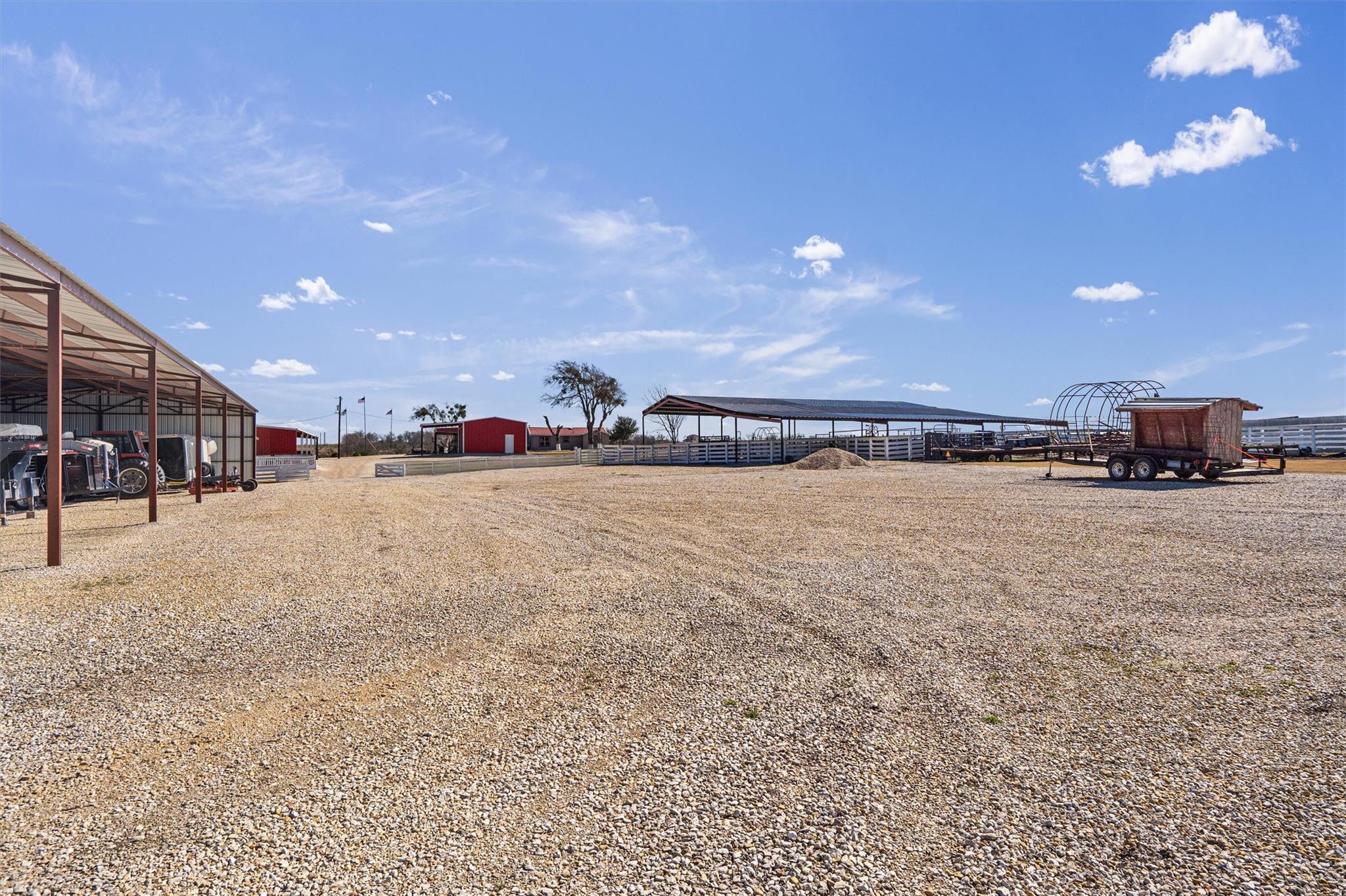 5300 County Road 424, Taylor, TX 76574