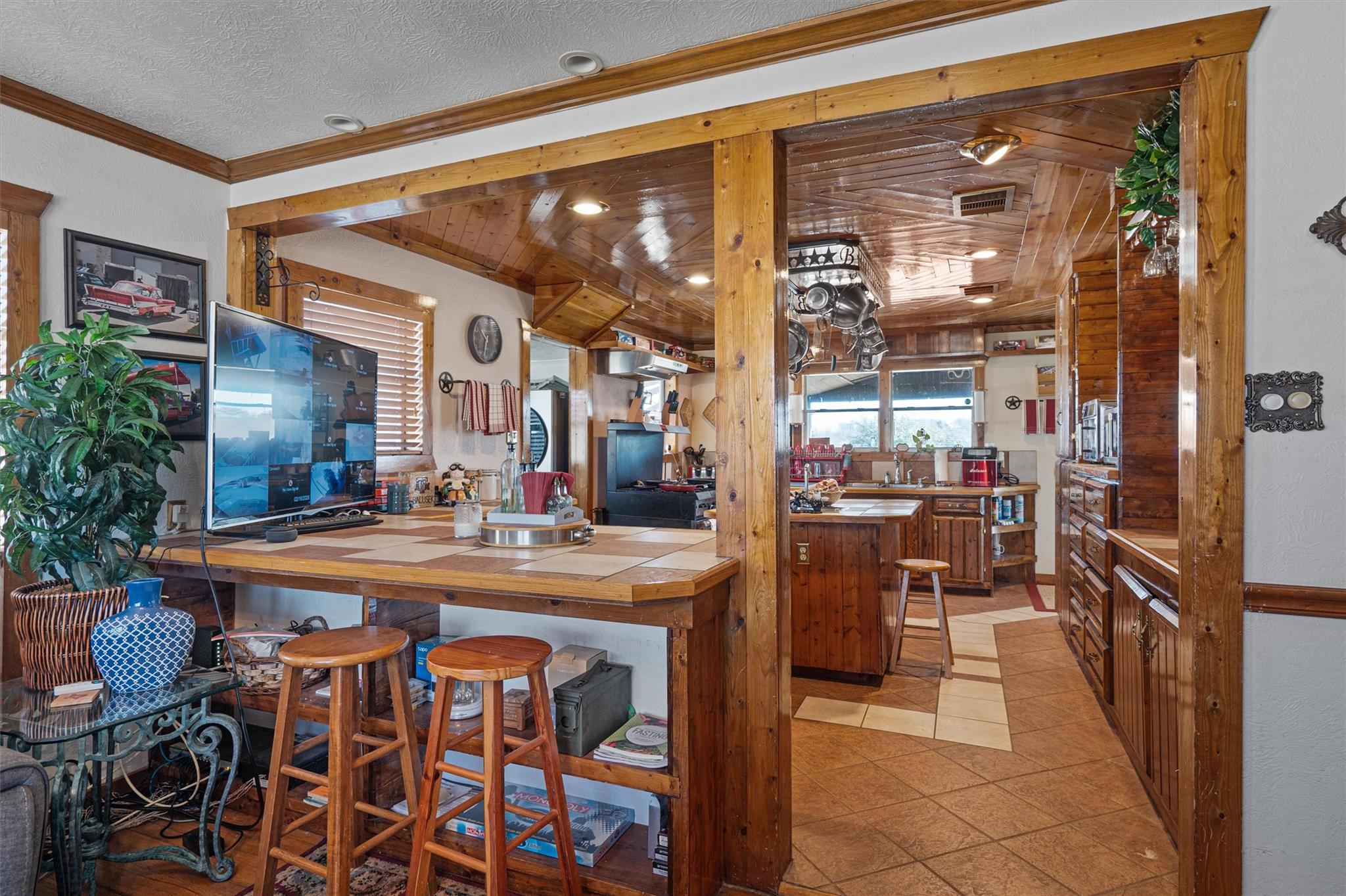 5300 County Road 424, Taylor, TX 76574