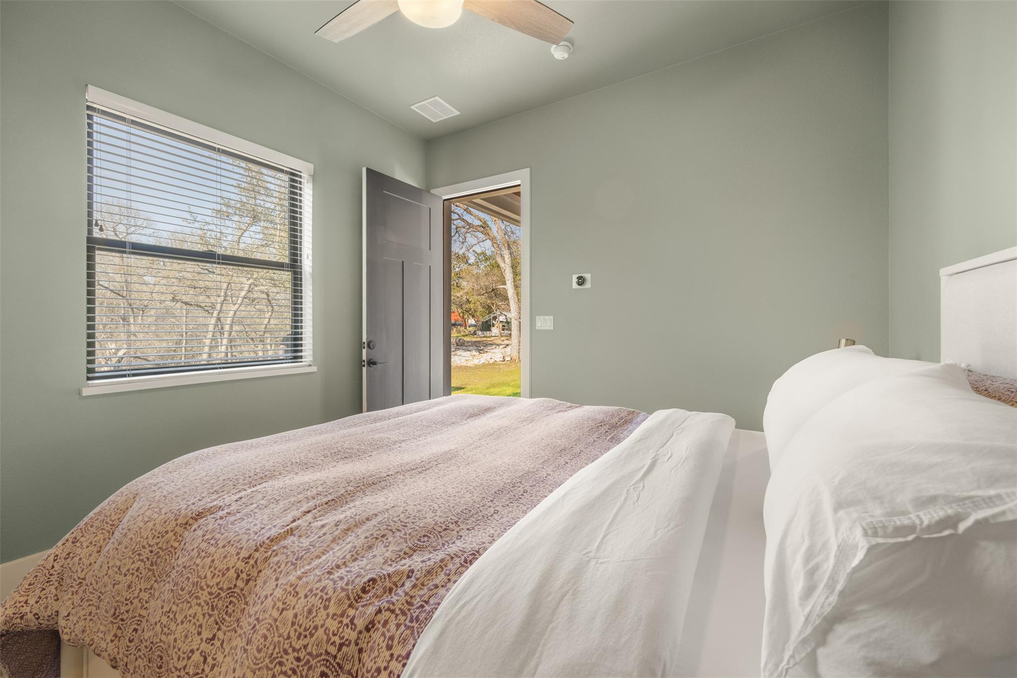 104 River Road Cir, Wimberley, TX 78676