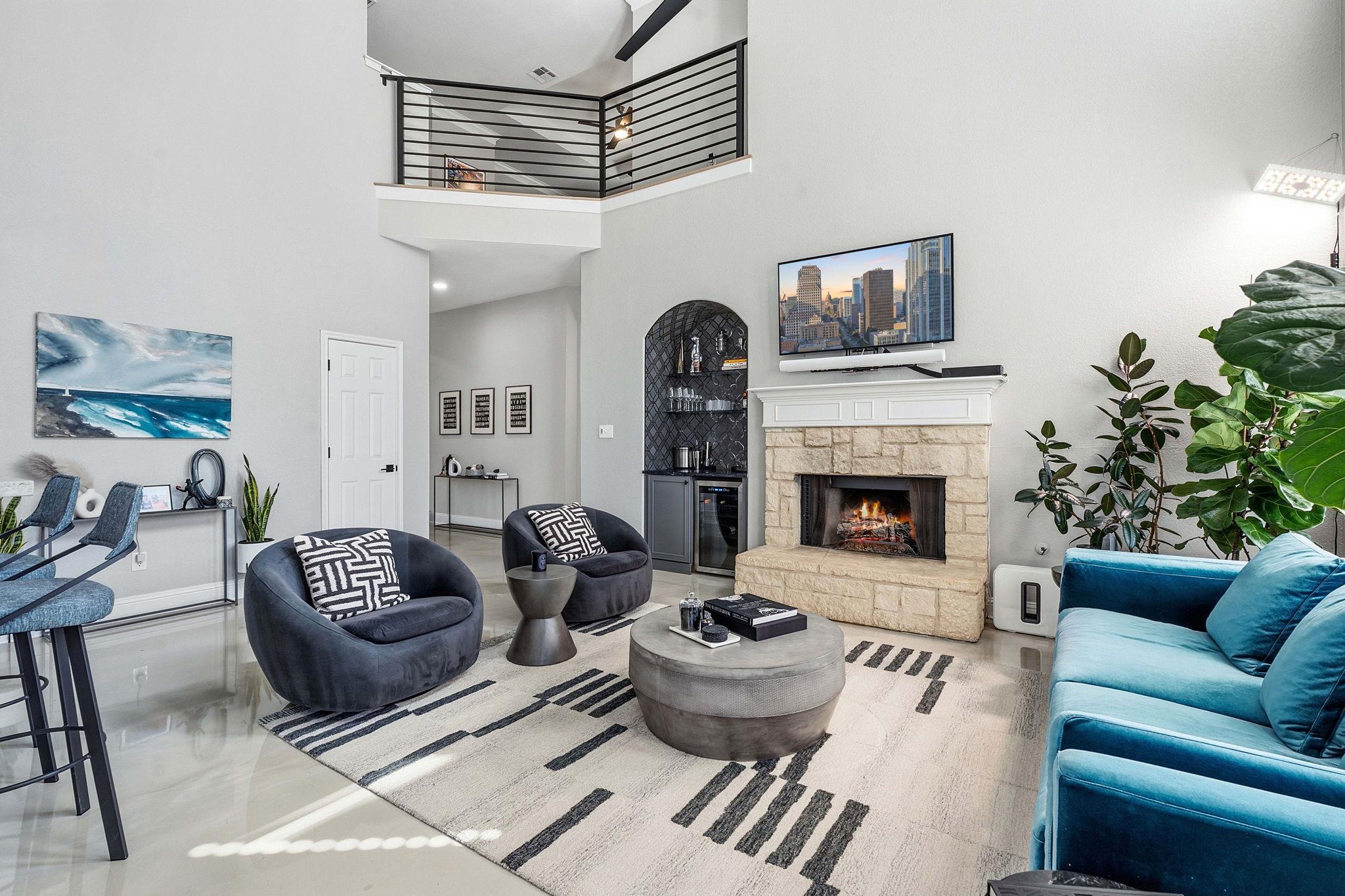 5000 Mission Oaks Blvd # 30, Austin, TX 78735