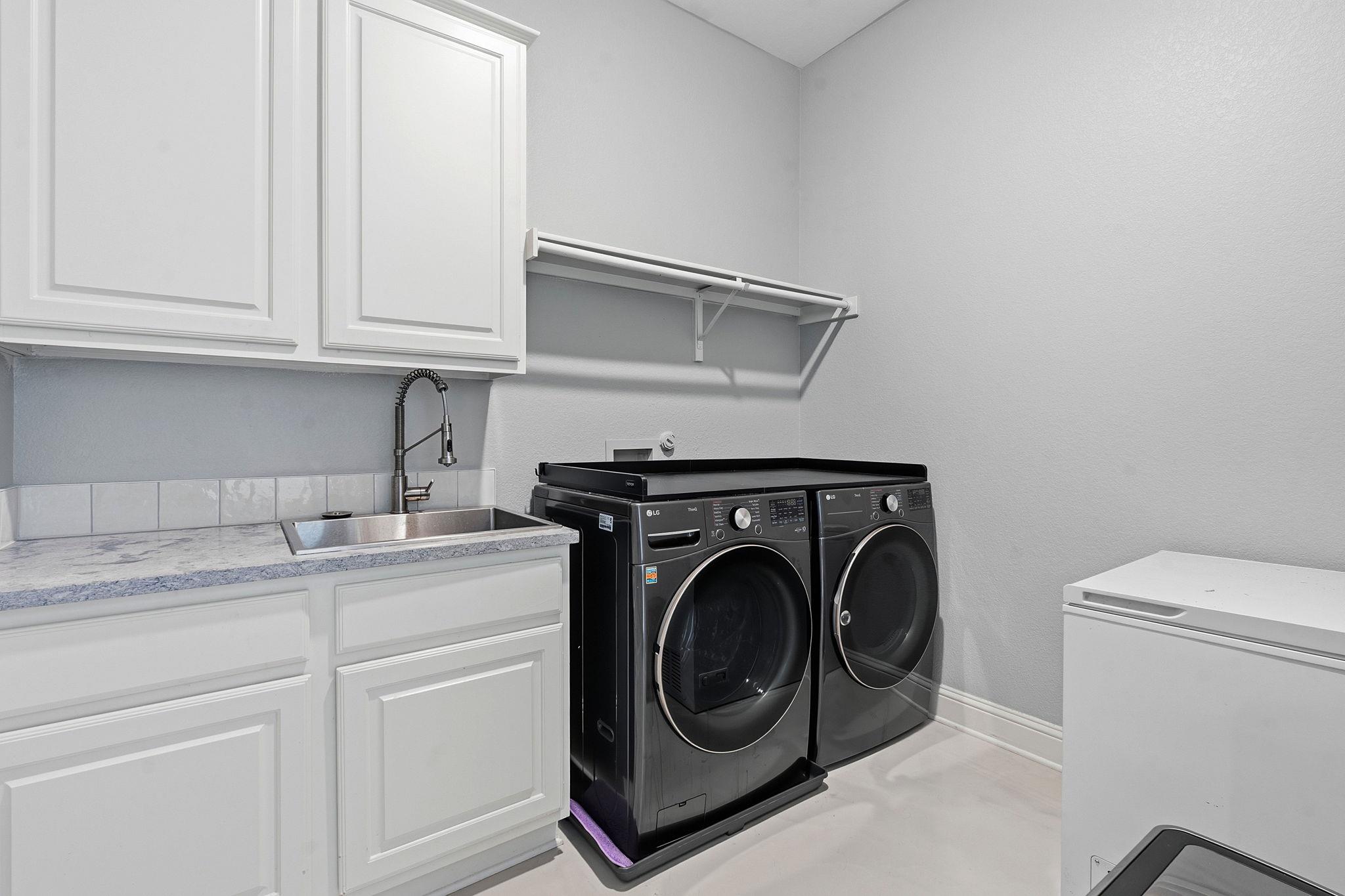 5000 Mission Oaks Blvd # 30, Austin, TX 78735