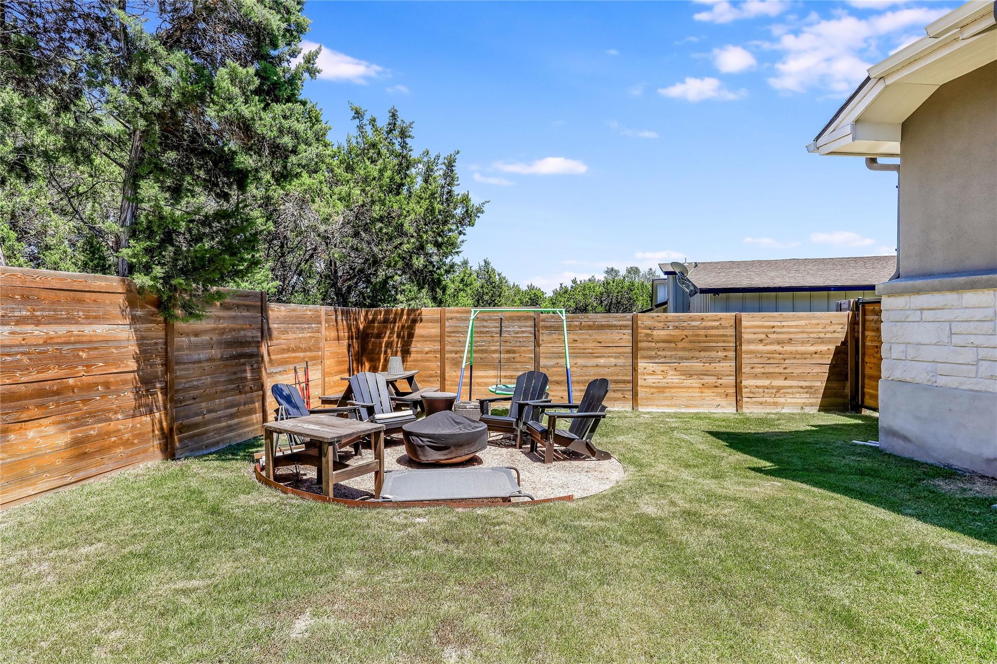 20608 Adobe Trl, Lago Vista, TX 78645