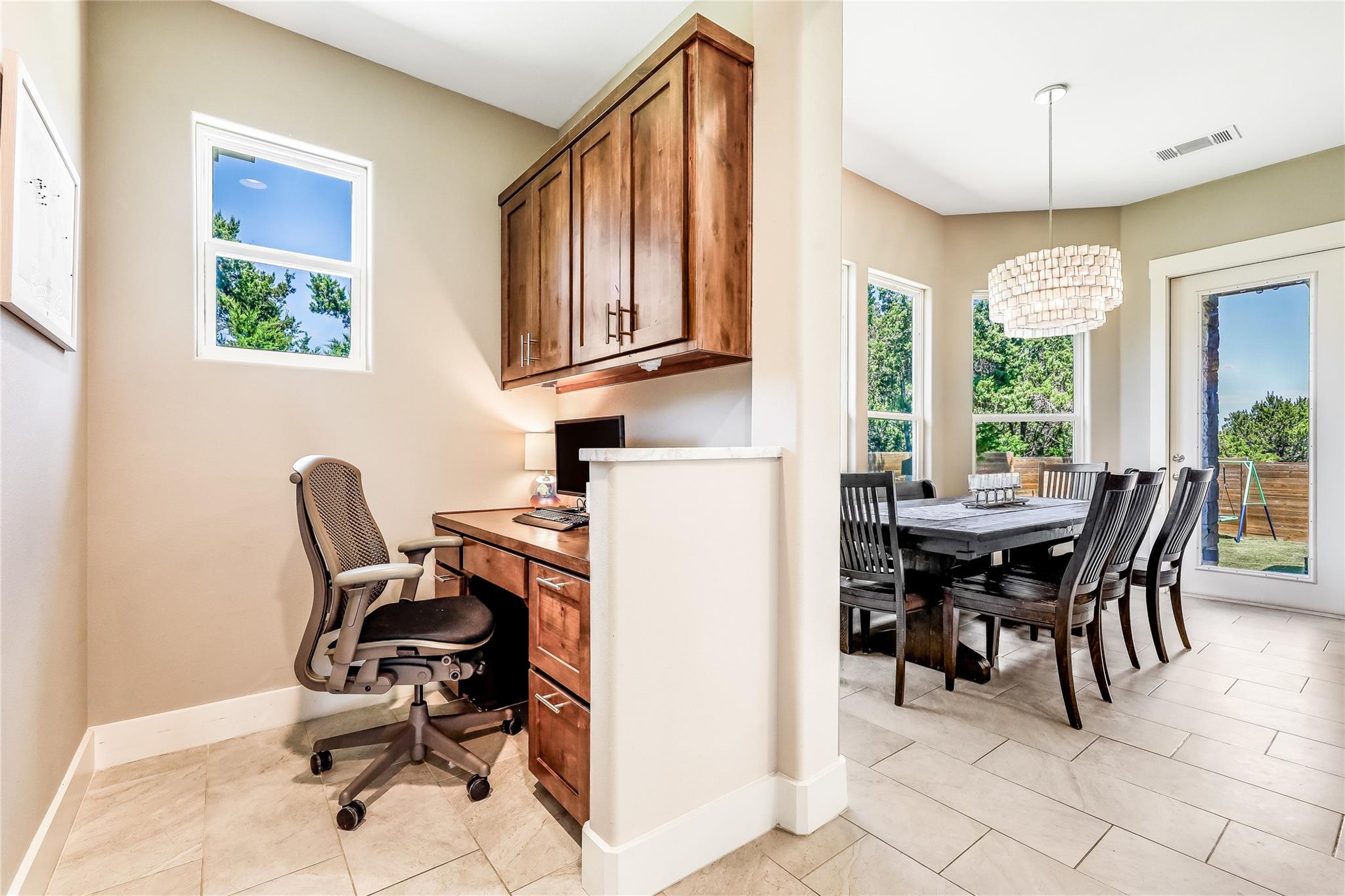 20608 Adobe Trl, Lago Vista, TX 78645