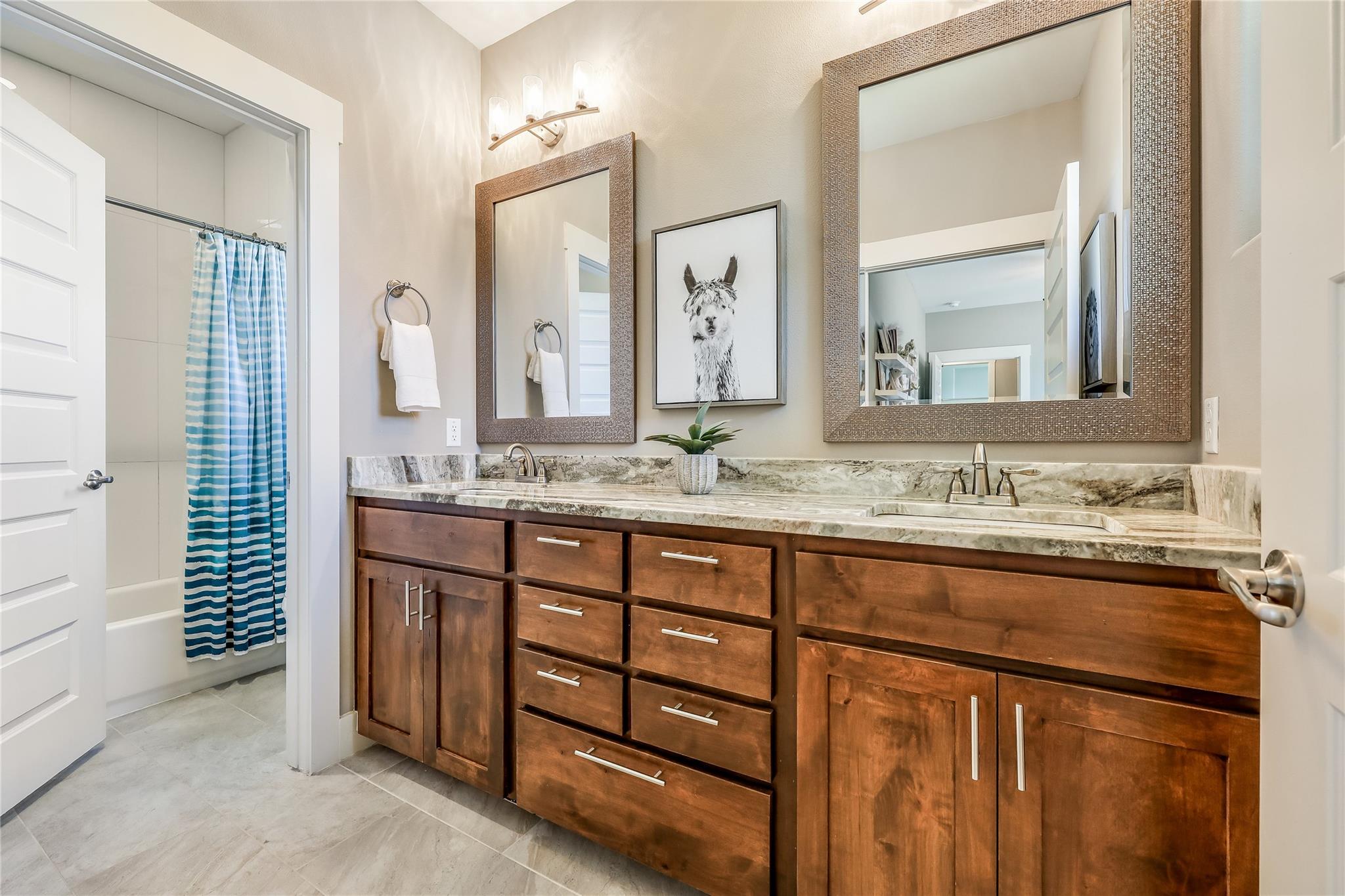 20608 Adobe Trl, Lago Vista, TX 78645