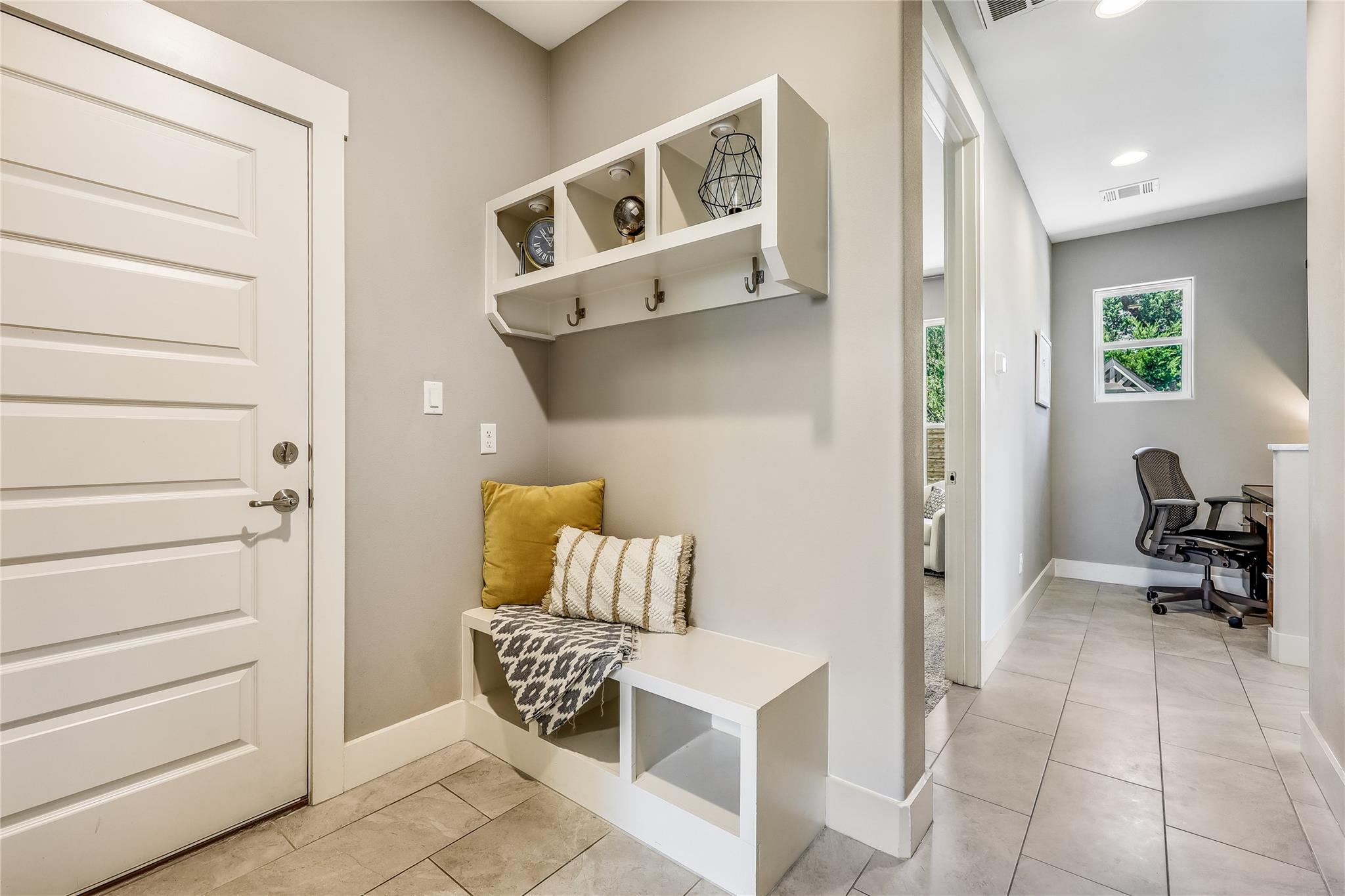 20608 Adobe Trl, Lago Vista, TX 78645