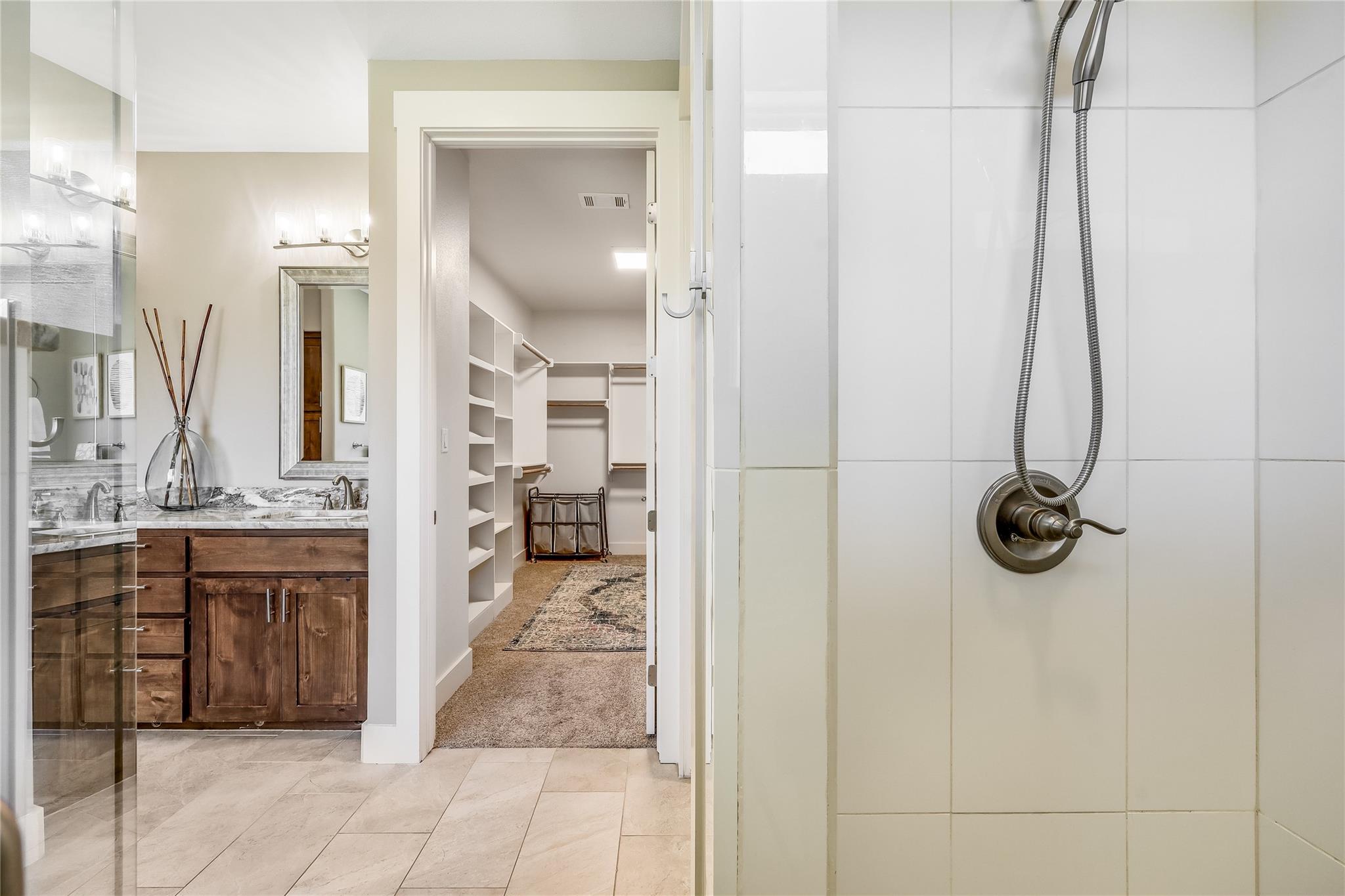 20608 Adobe Trl, Lago Vista, TX 78645