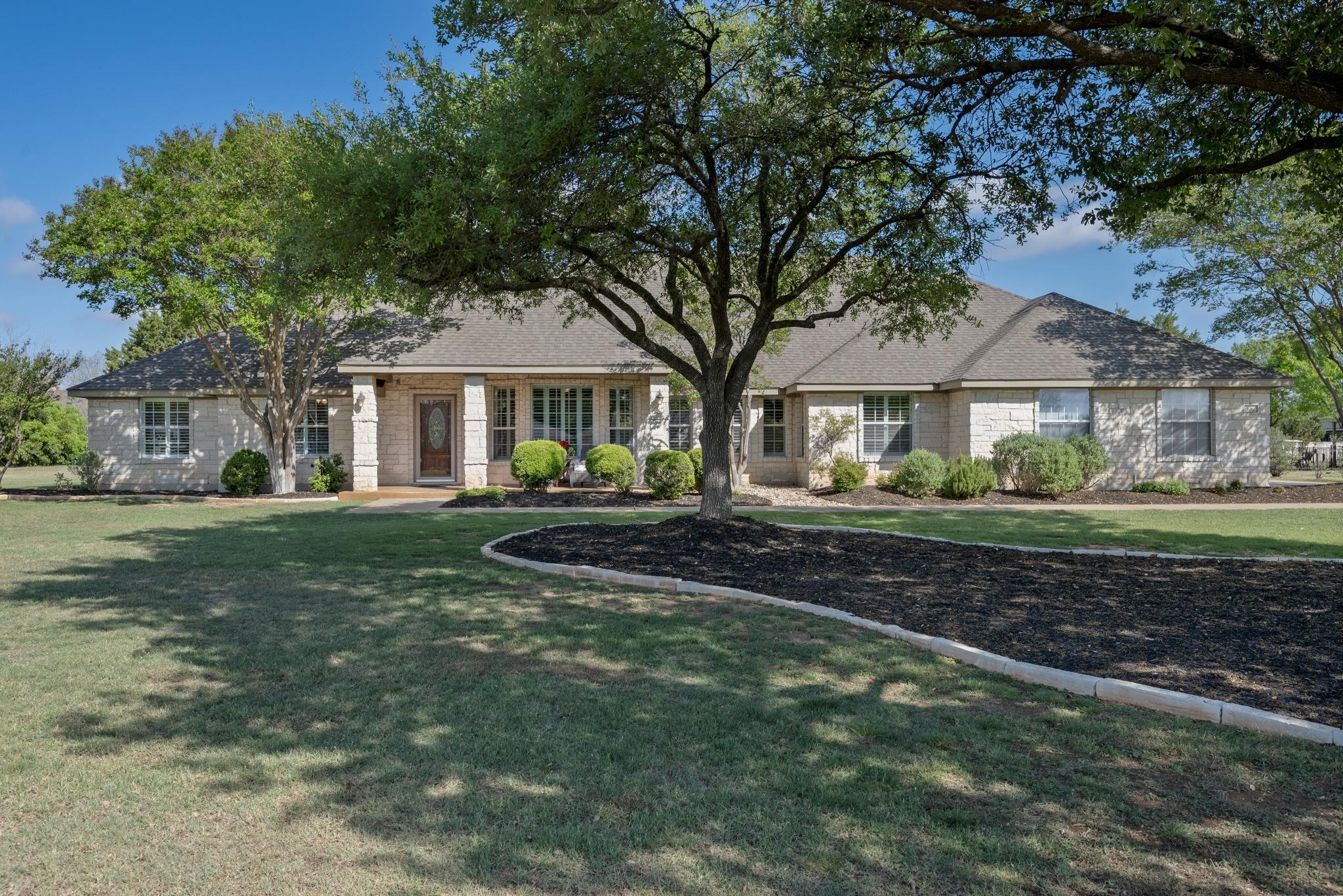 106 Starlight Trl, Georgetown, TX 78633