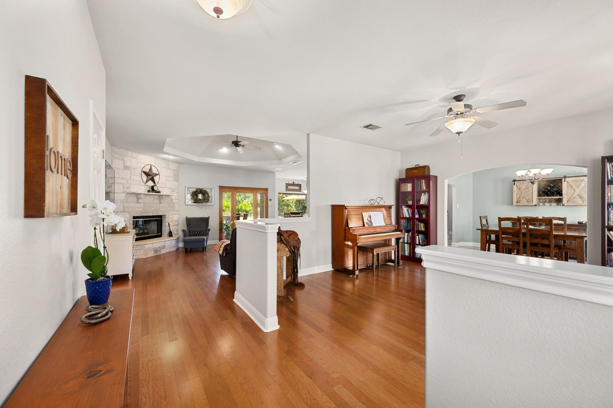 106 Starlight Trl, Georgetown, TX 78633