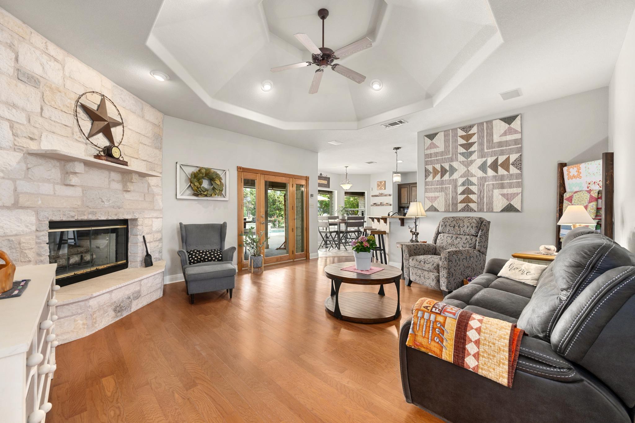 106 Starlight Trl, Georgetown, TX 78633