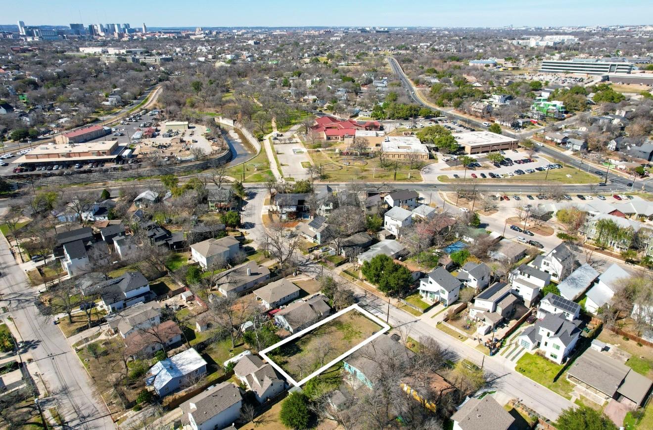 2707 Zaragosa St, Austin, TX 78702
