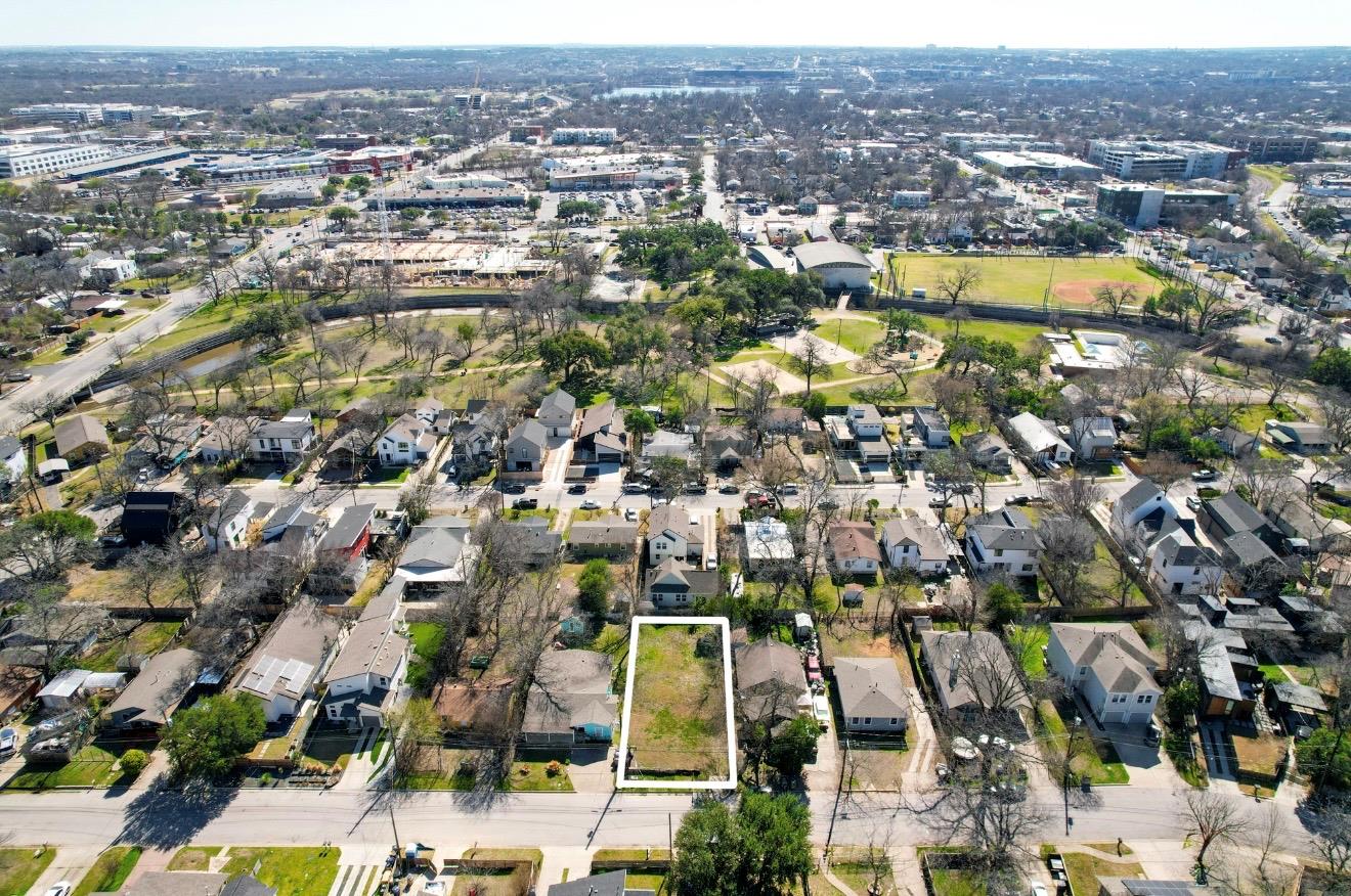 2707 Zaragosa St, Austin, TX 78702