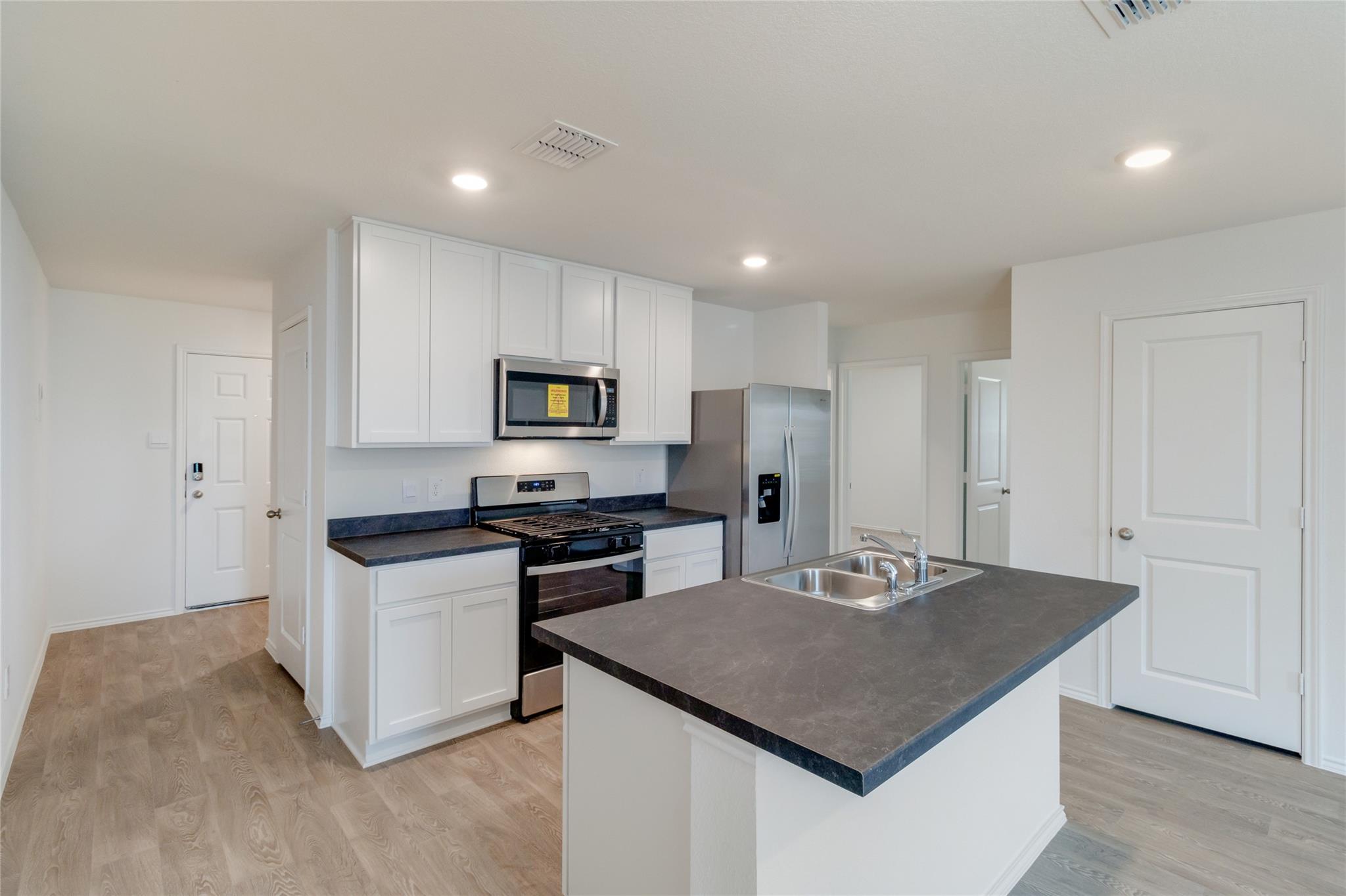 486 Bull Lake Cir, Buda, TX 78610