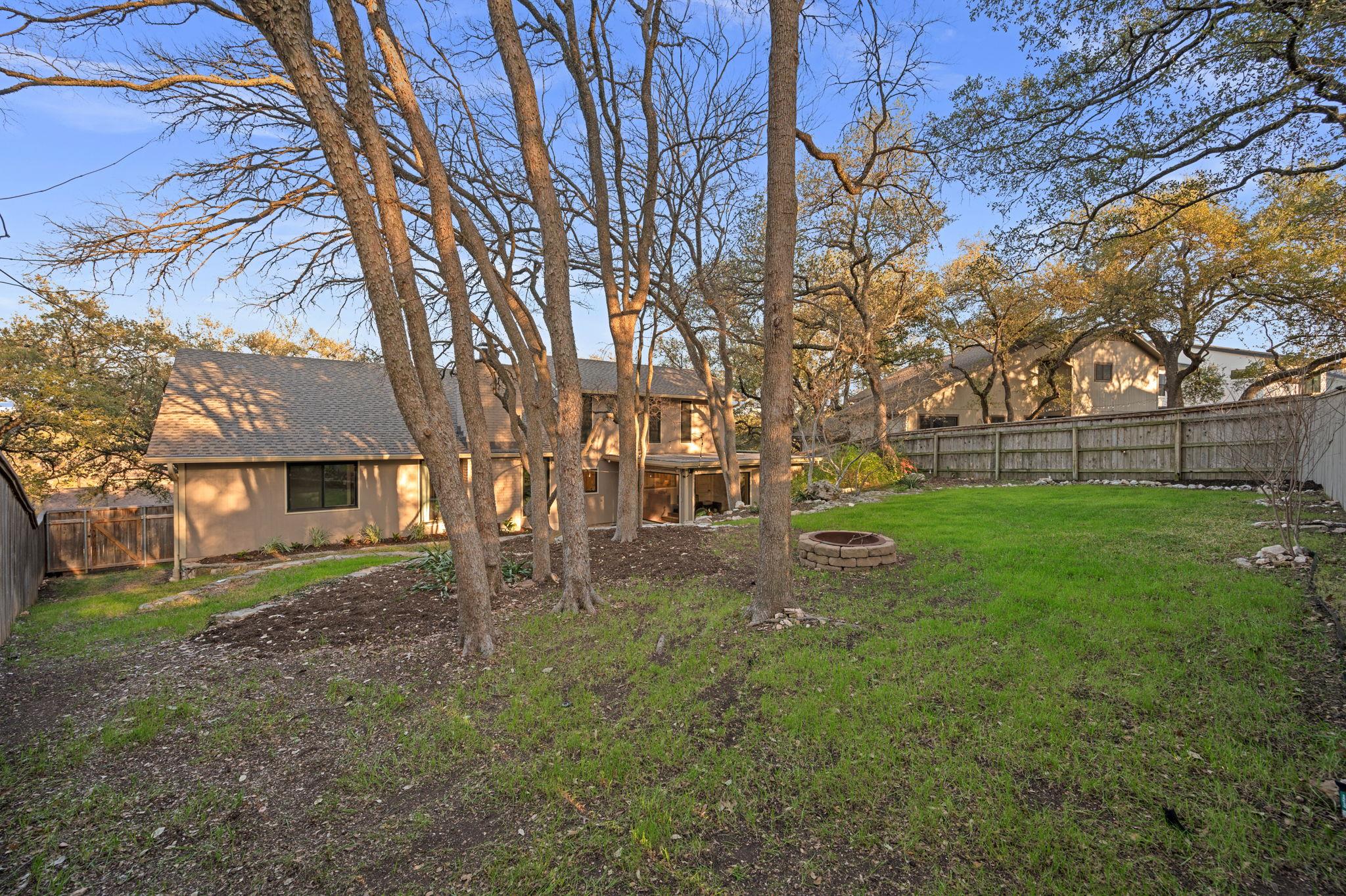 8600 Appalachian Dr, Austin, TX 78759