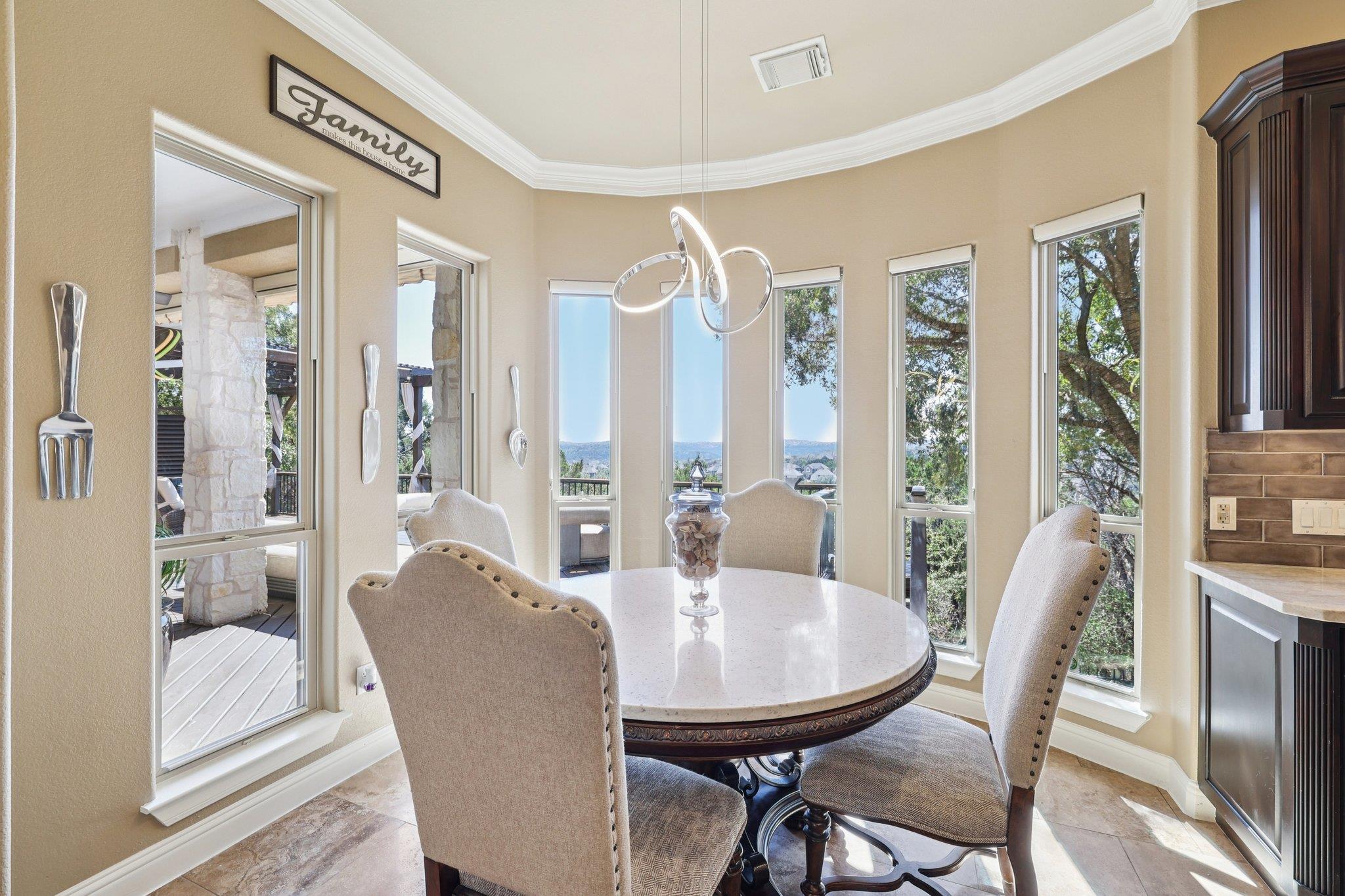 413 Horseback Holw, Austin, TX 78732