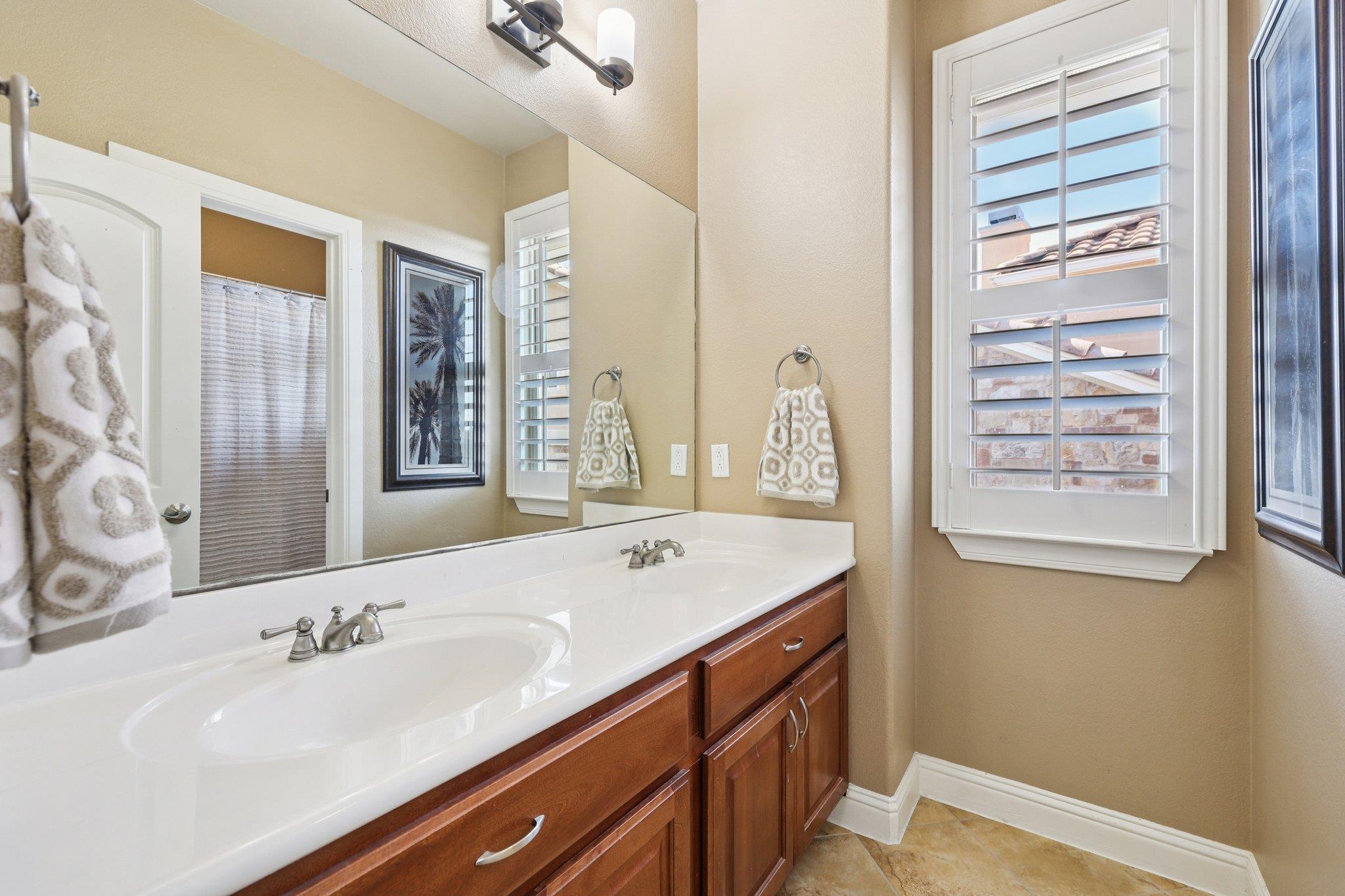 413 Horseback Holw, Austin, TX 78732