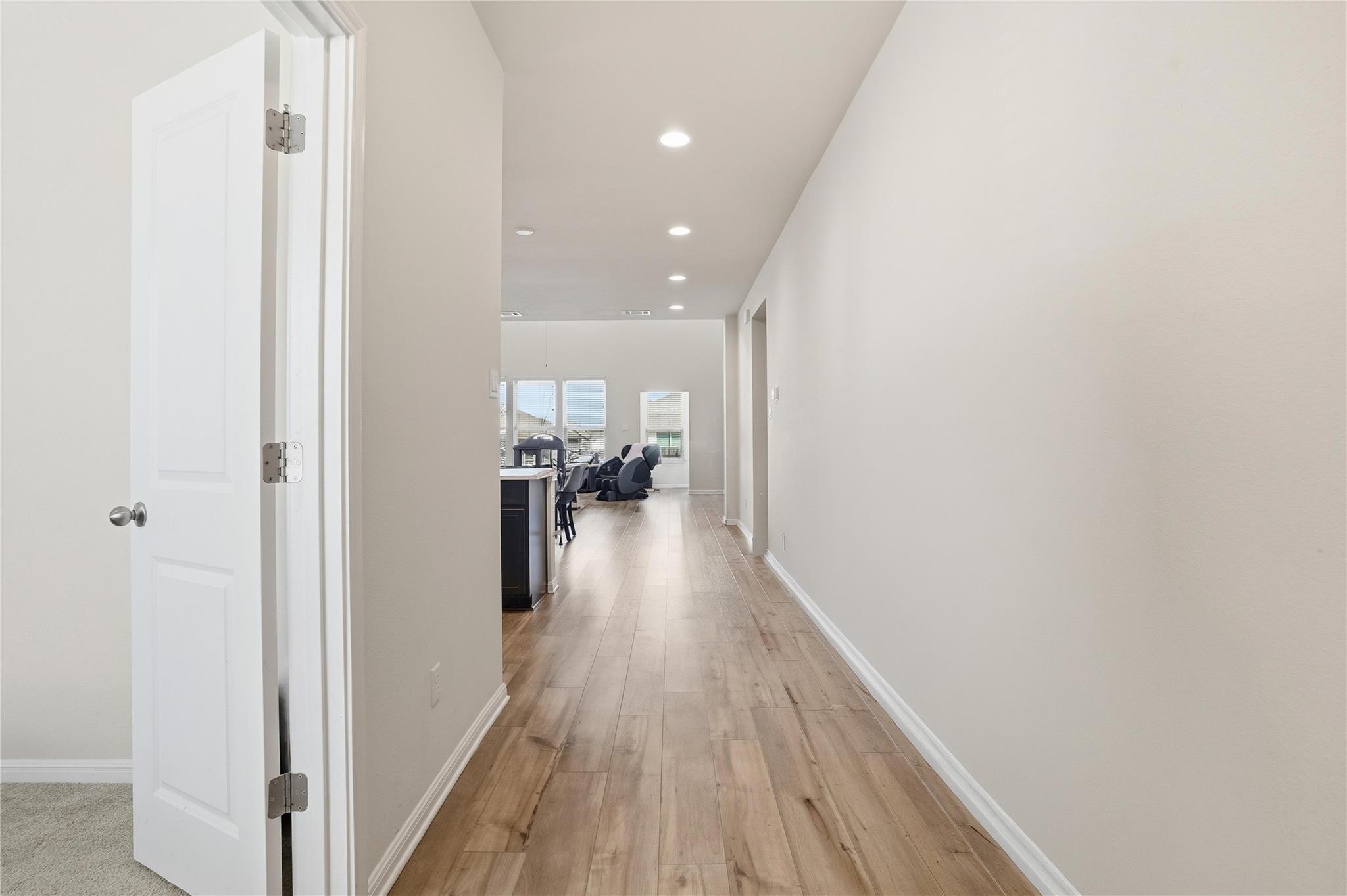 144 Falkland St, Hutto, TX 78634