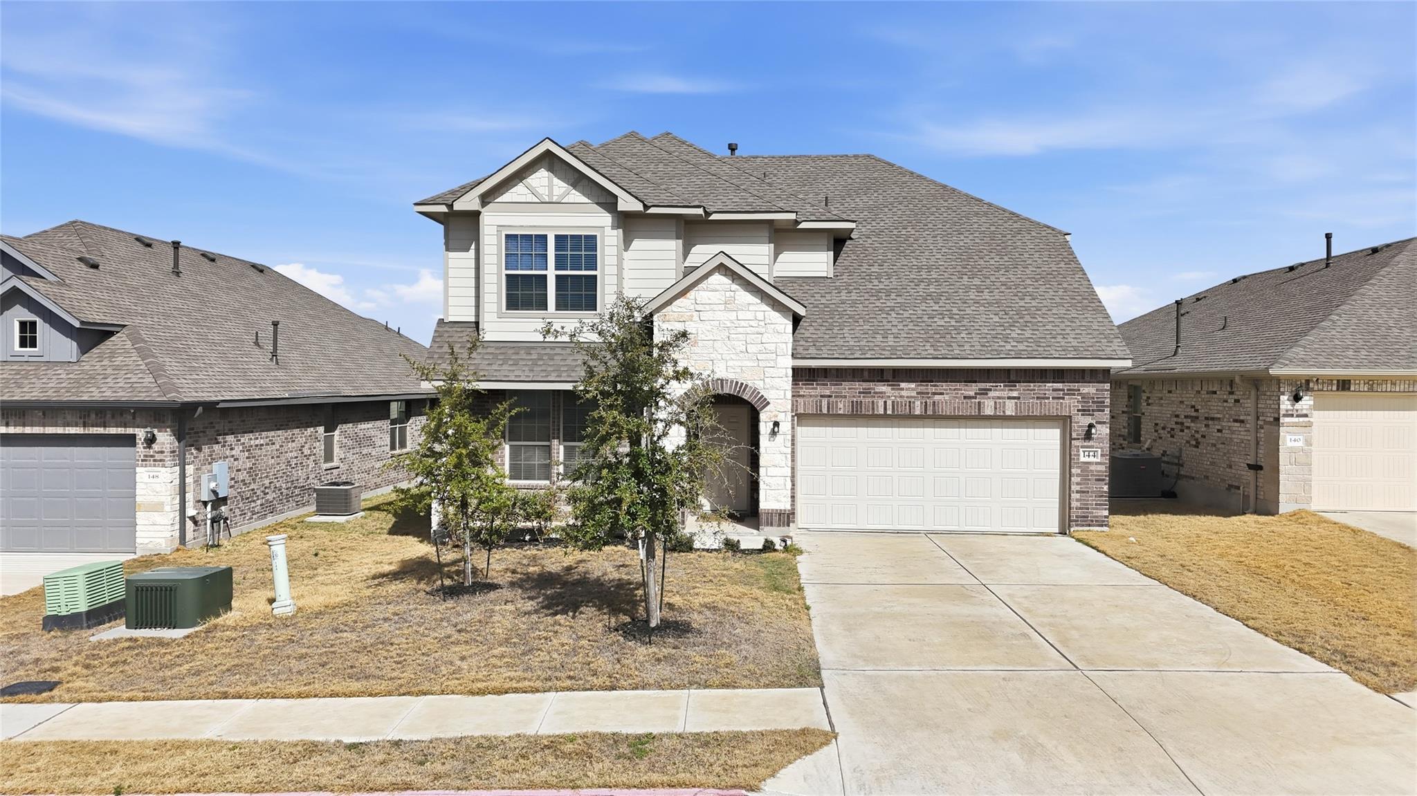 144 Falkland St, Hutto, TX 78634