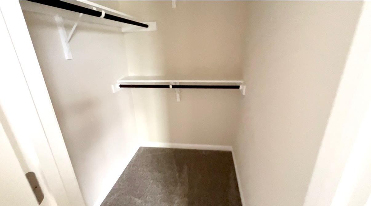 144 Falkland St, Hutto, TX 78634