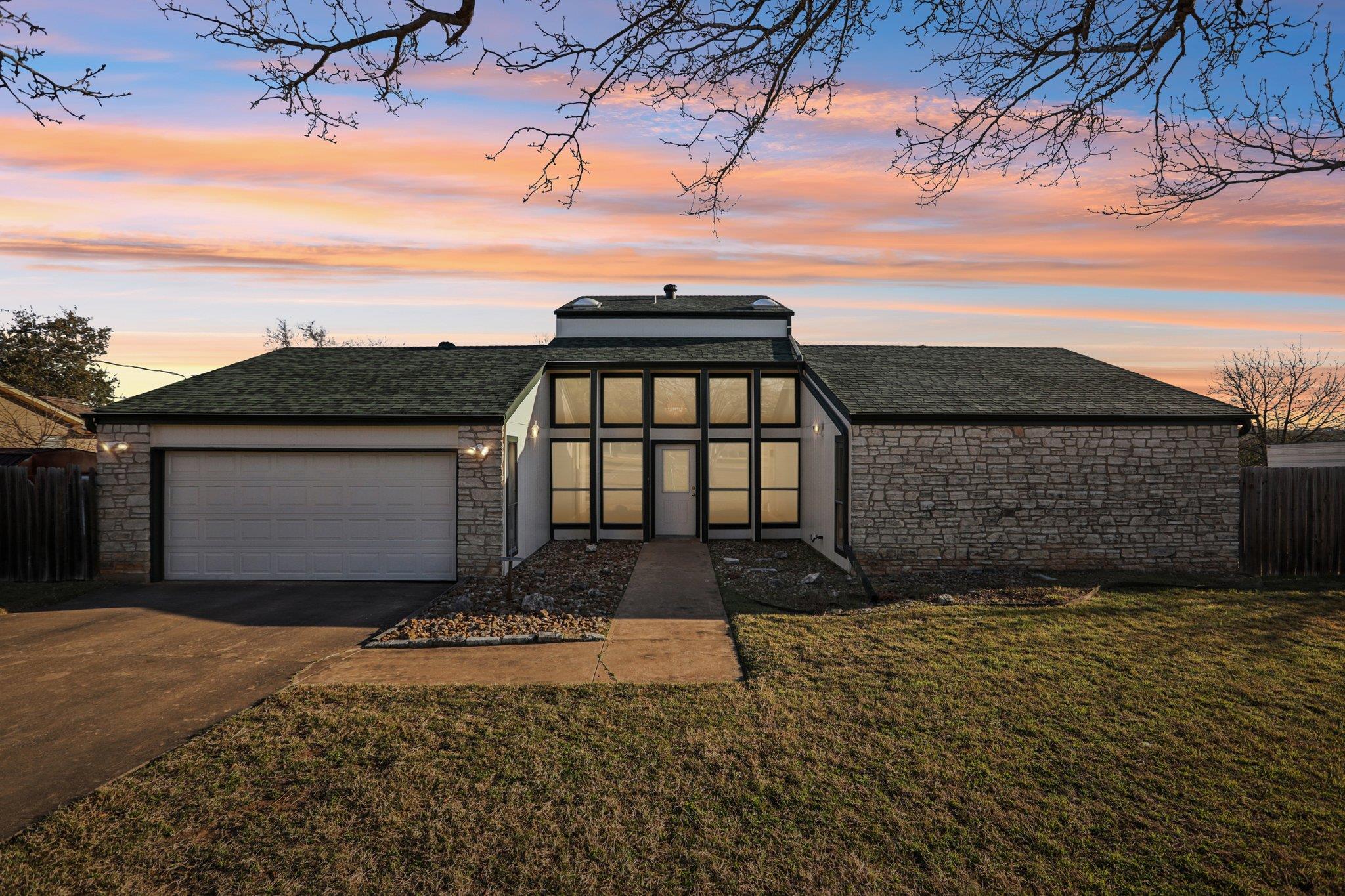 141 Ridgecrest Rd, Georgetown, TX 78628