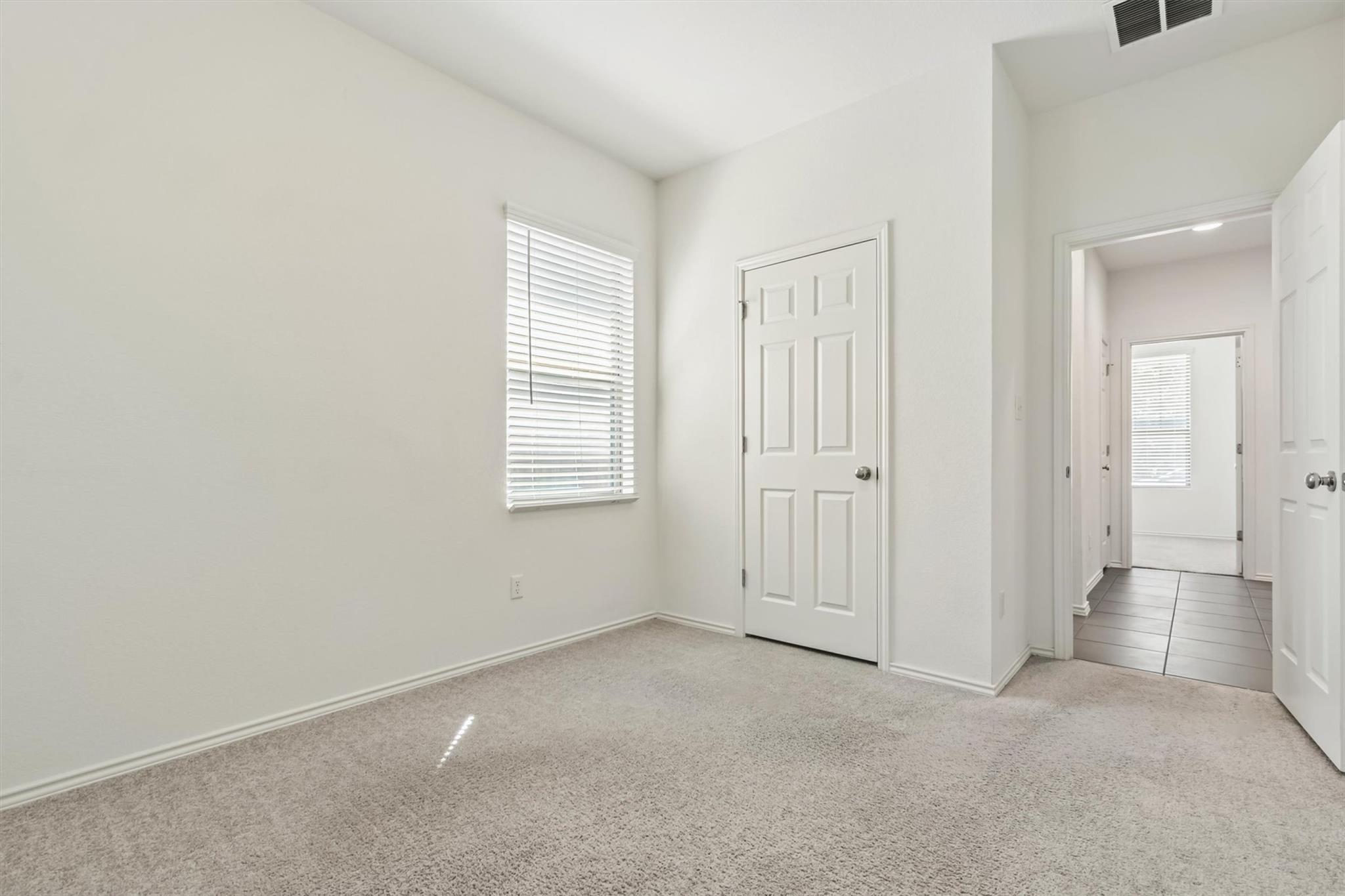 533 Sweetwood Ln, Leander, TX 78641