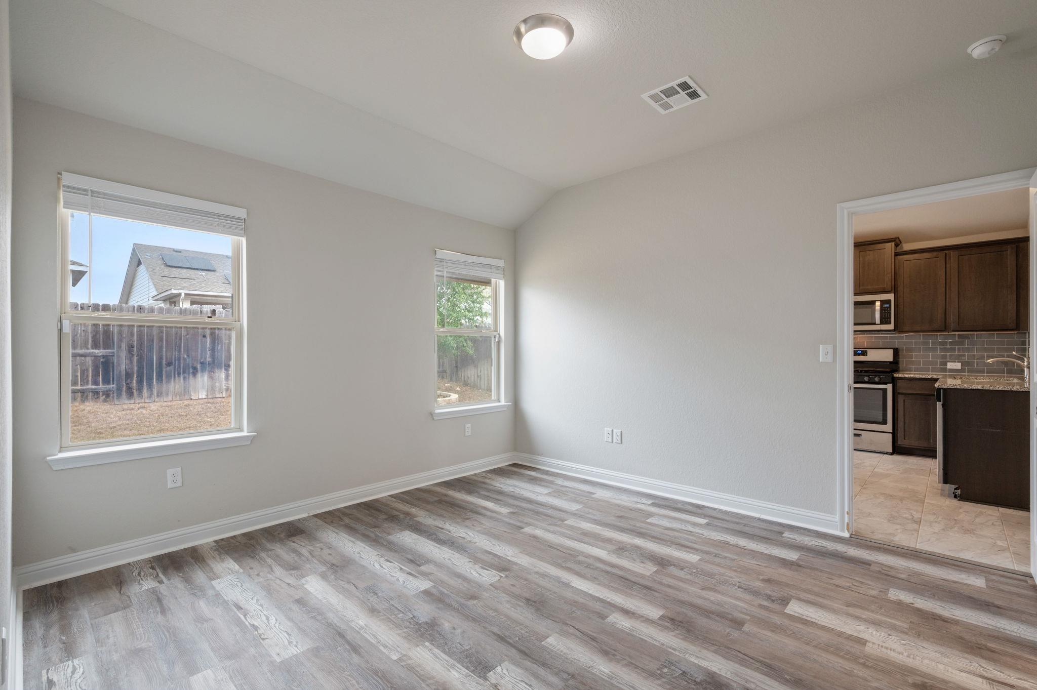 8214 Cottage Rose Dr, Austin, TX 78744