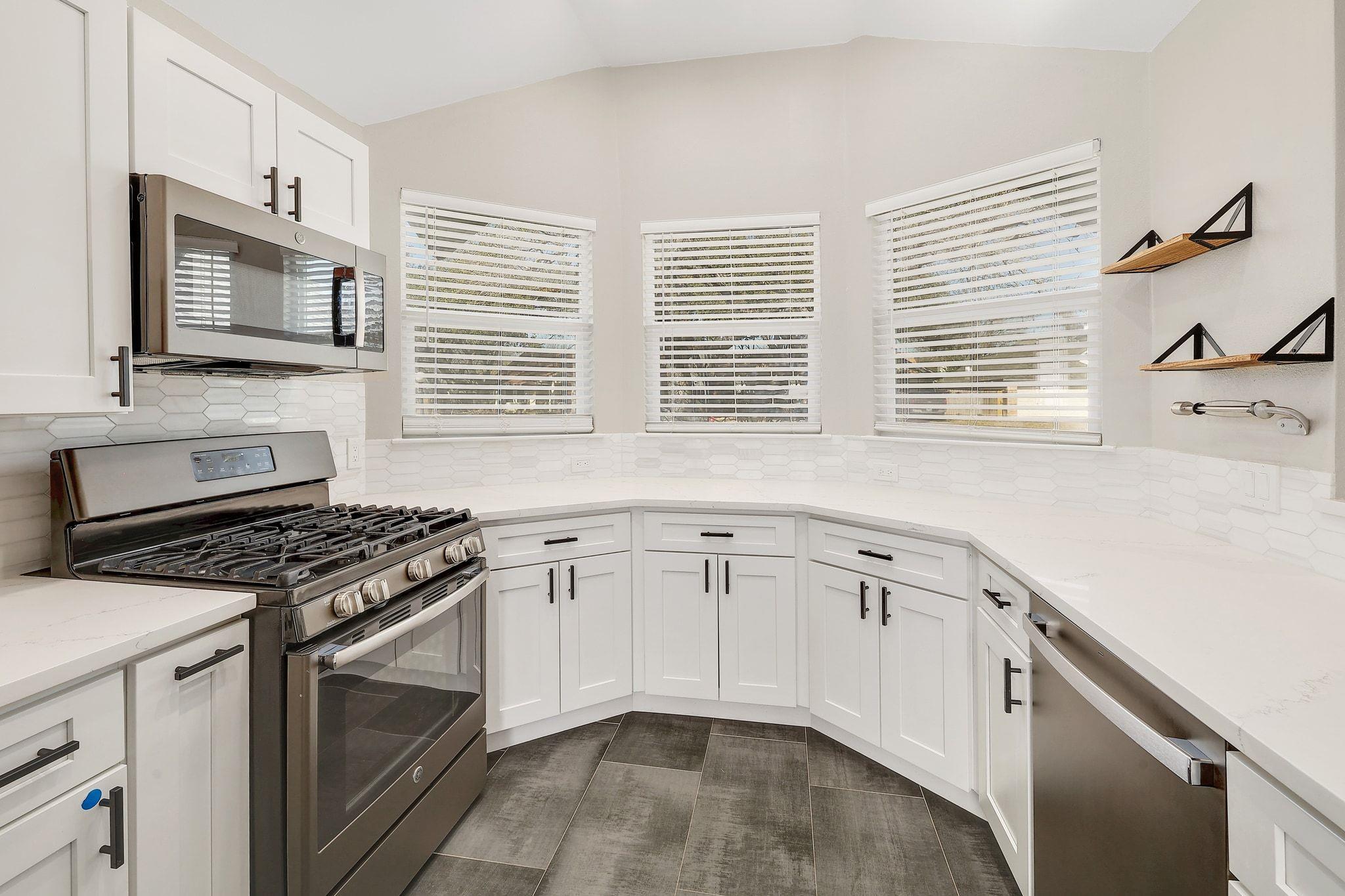 2207 Raintree Path, Round Rock, TX 78664