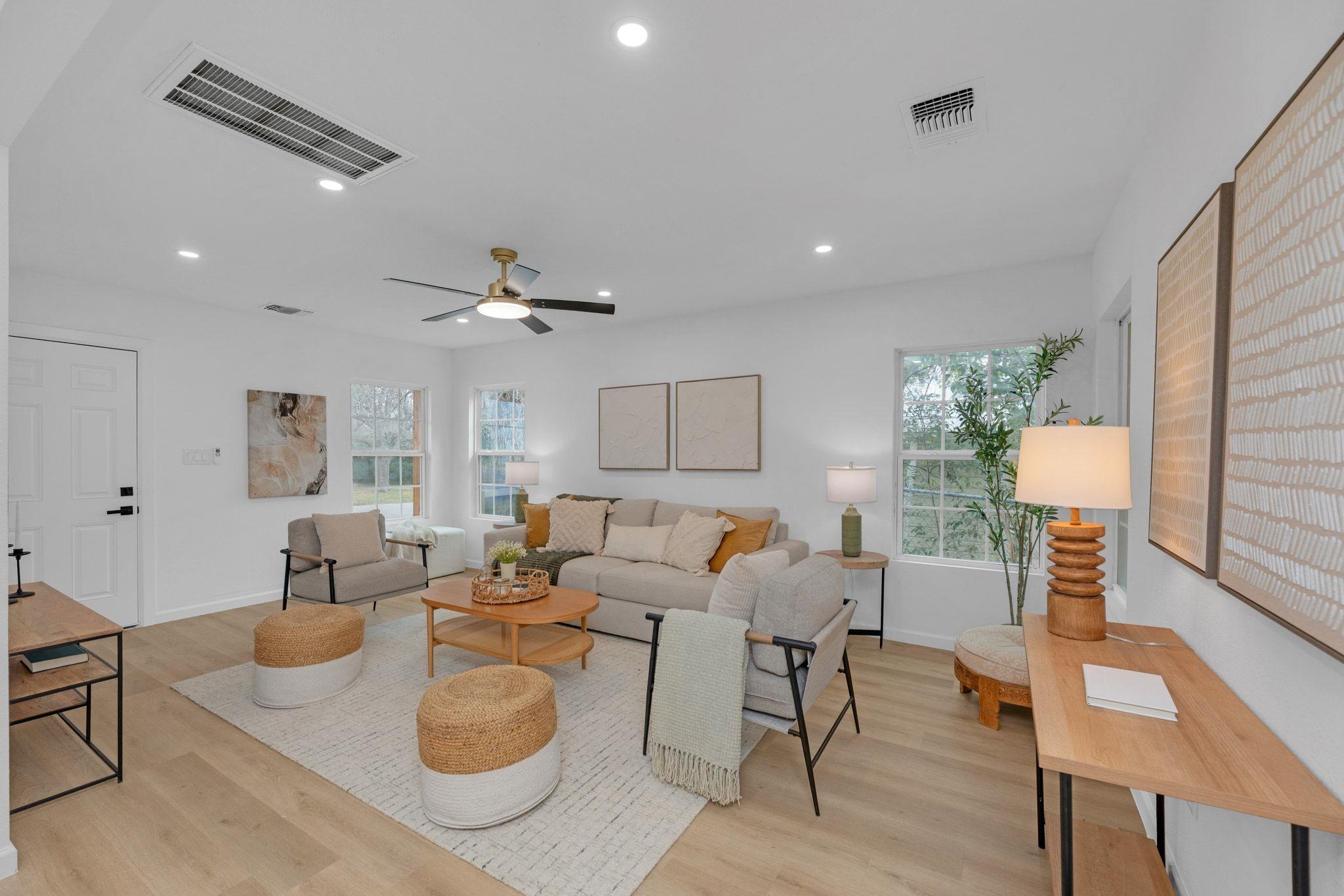 1709 Cecelia St, Taylor, TX 76574